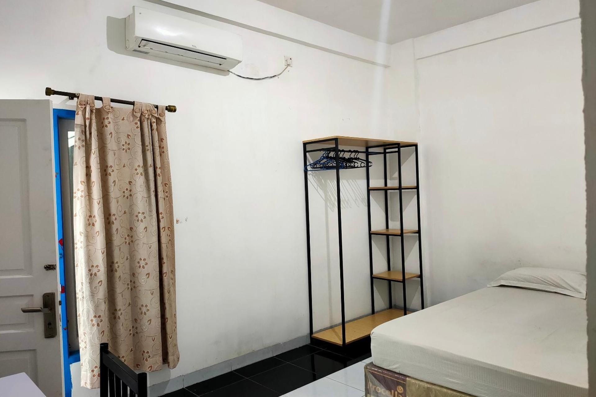 Hotel O Pondok Bintang Standard Double Room