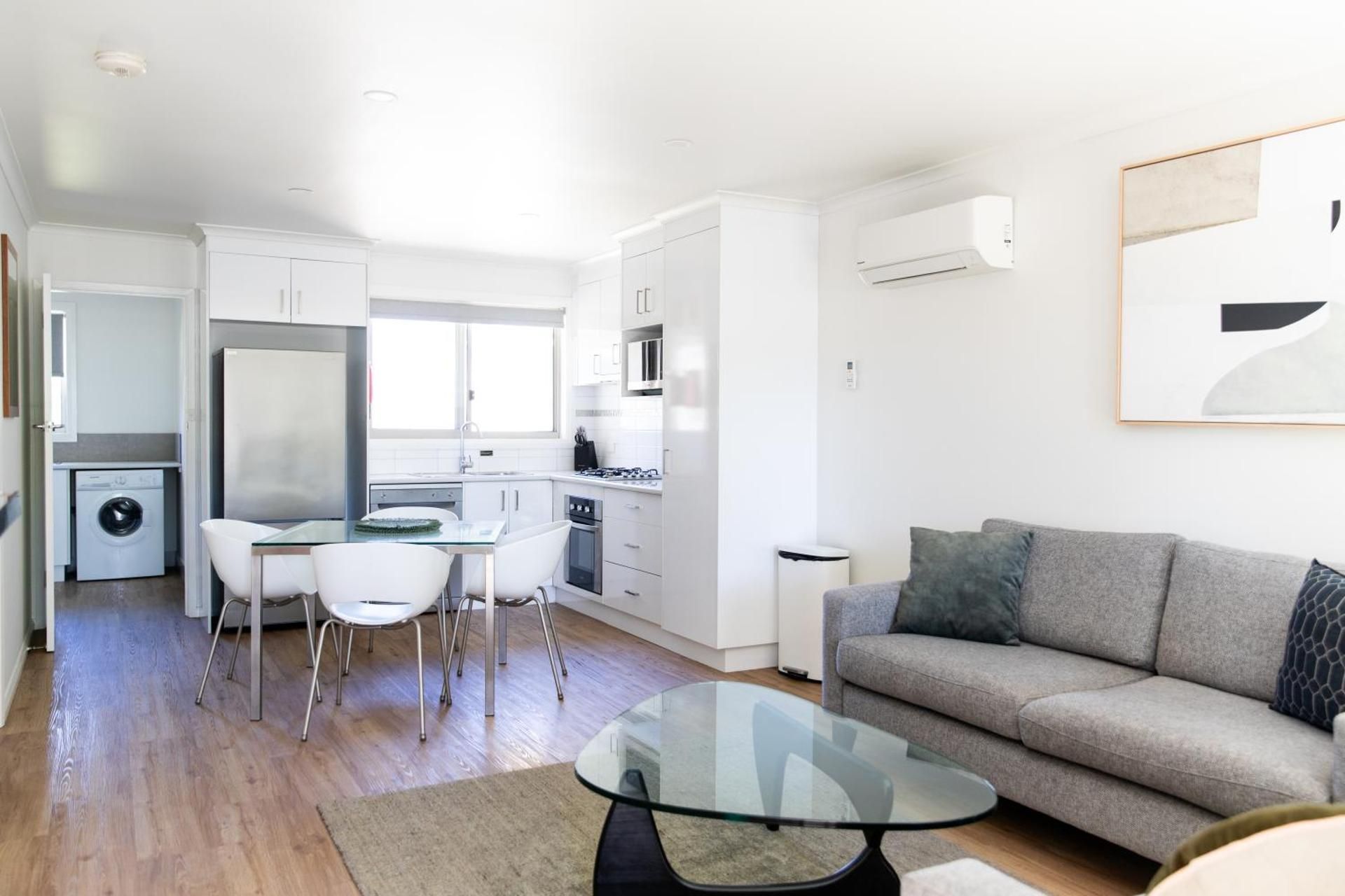 Tea House Motor Inn Apartment 2