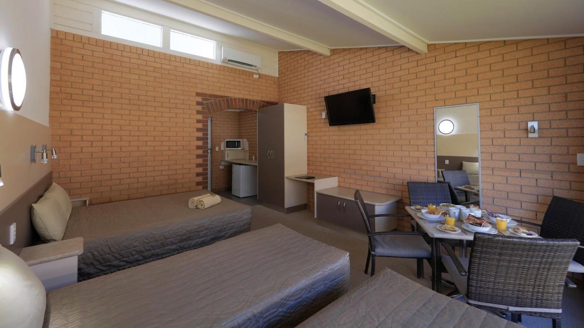 Standard Quadruple Room