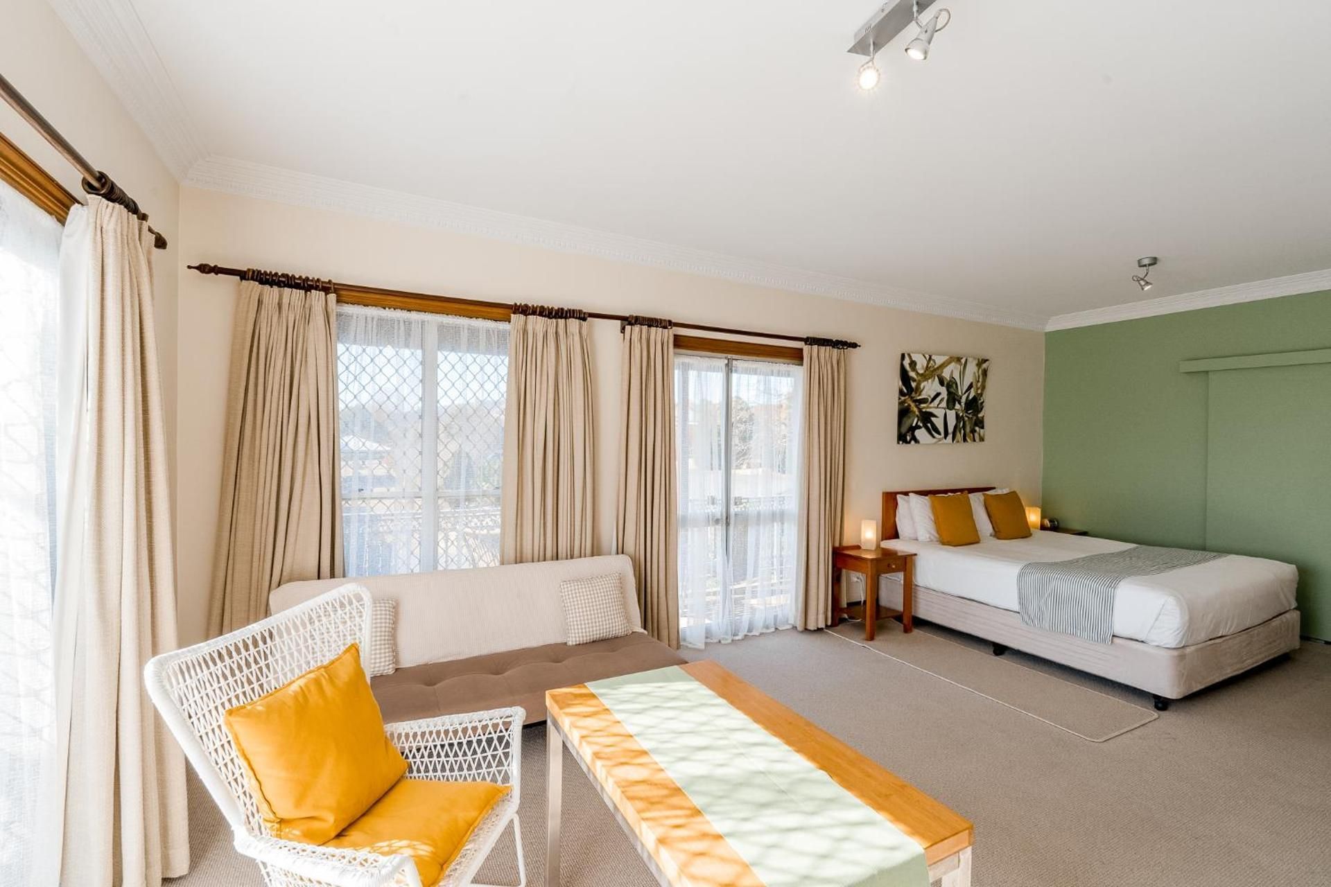 Standard King Room