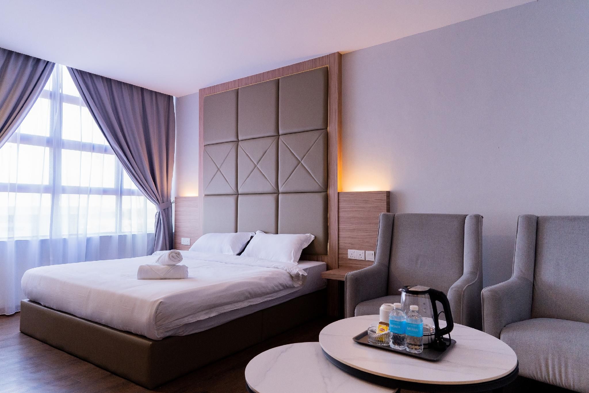 RM Hotel Muar  Suite 2