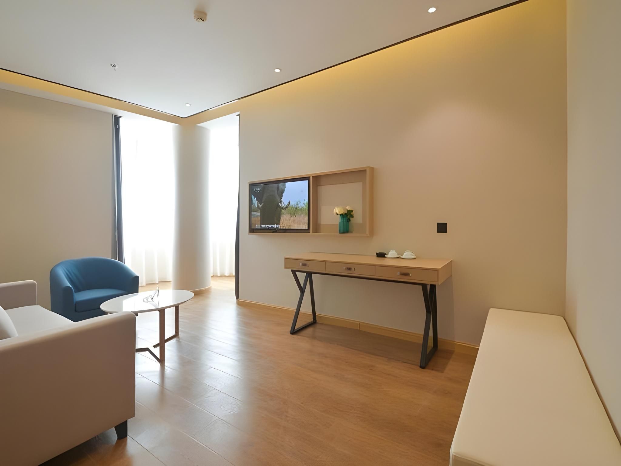 Xana - Deluxe Suite Room