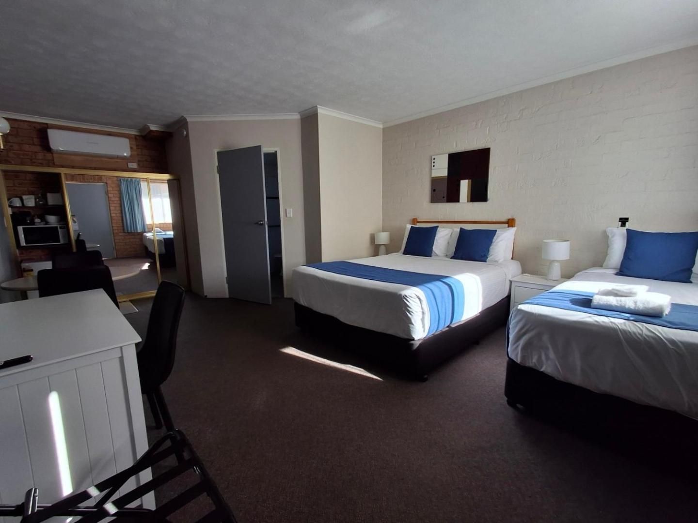 Deluxe Twin Room - Disability Access