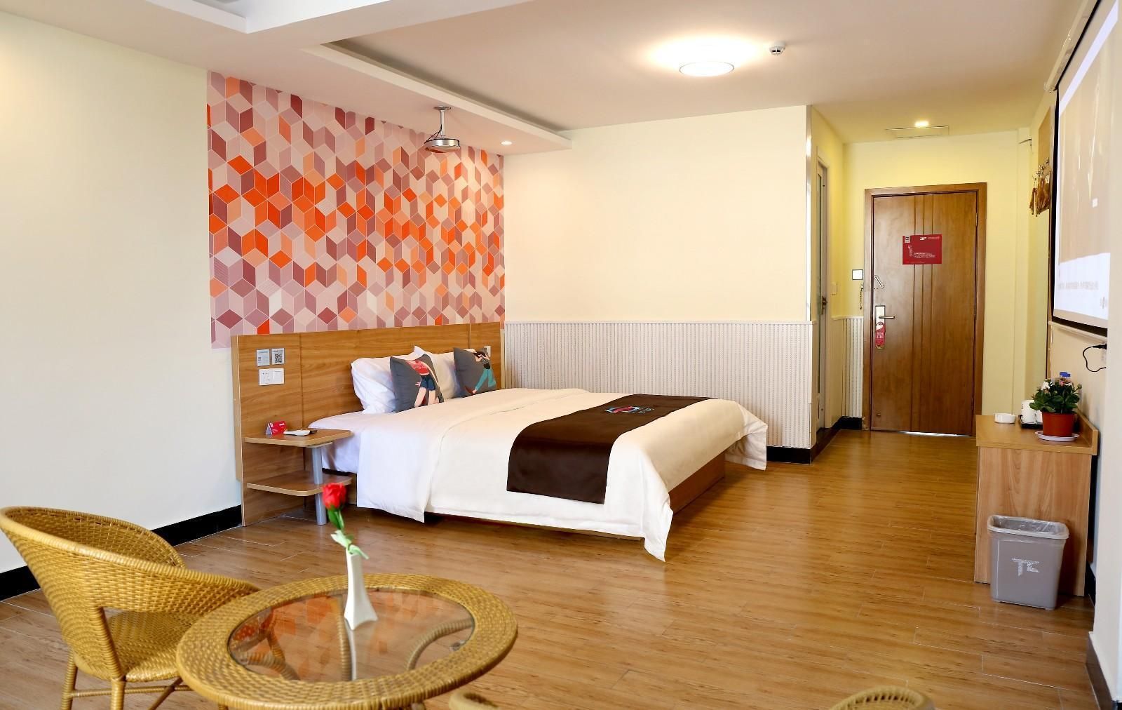 WH -Style Queen Bed