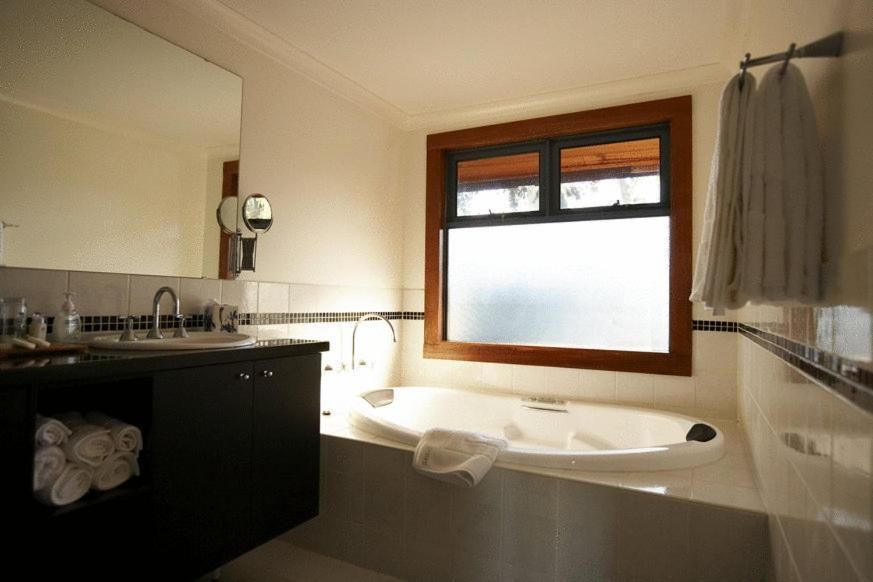 Queen Suite