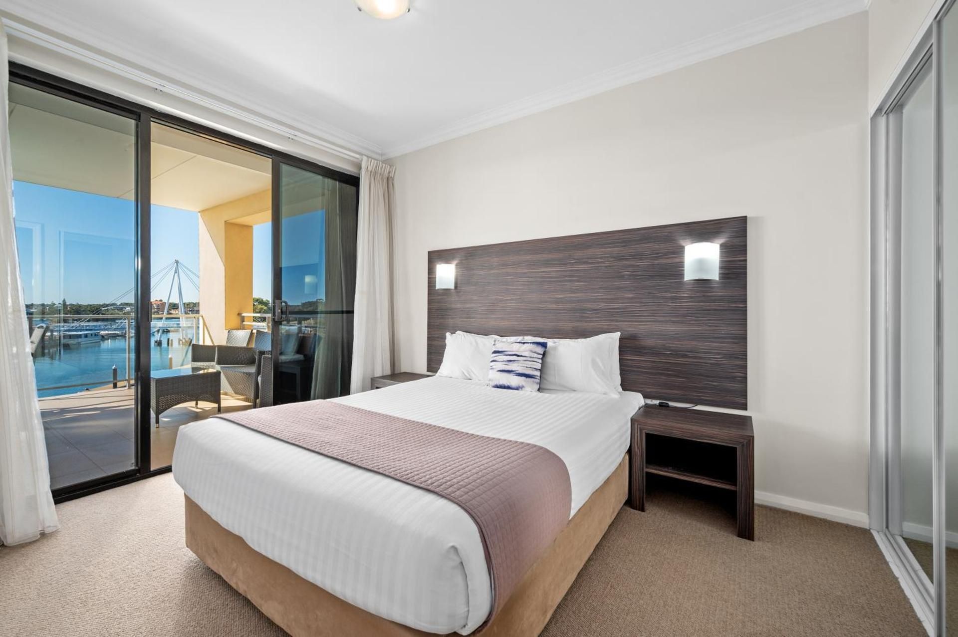 Superior Two-Bedroom Apartment with Marina View