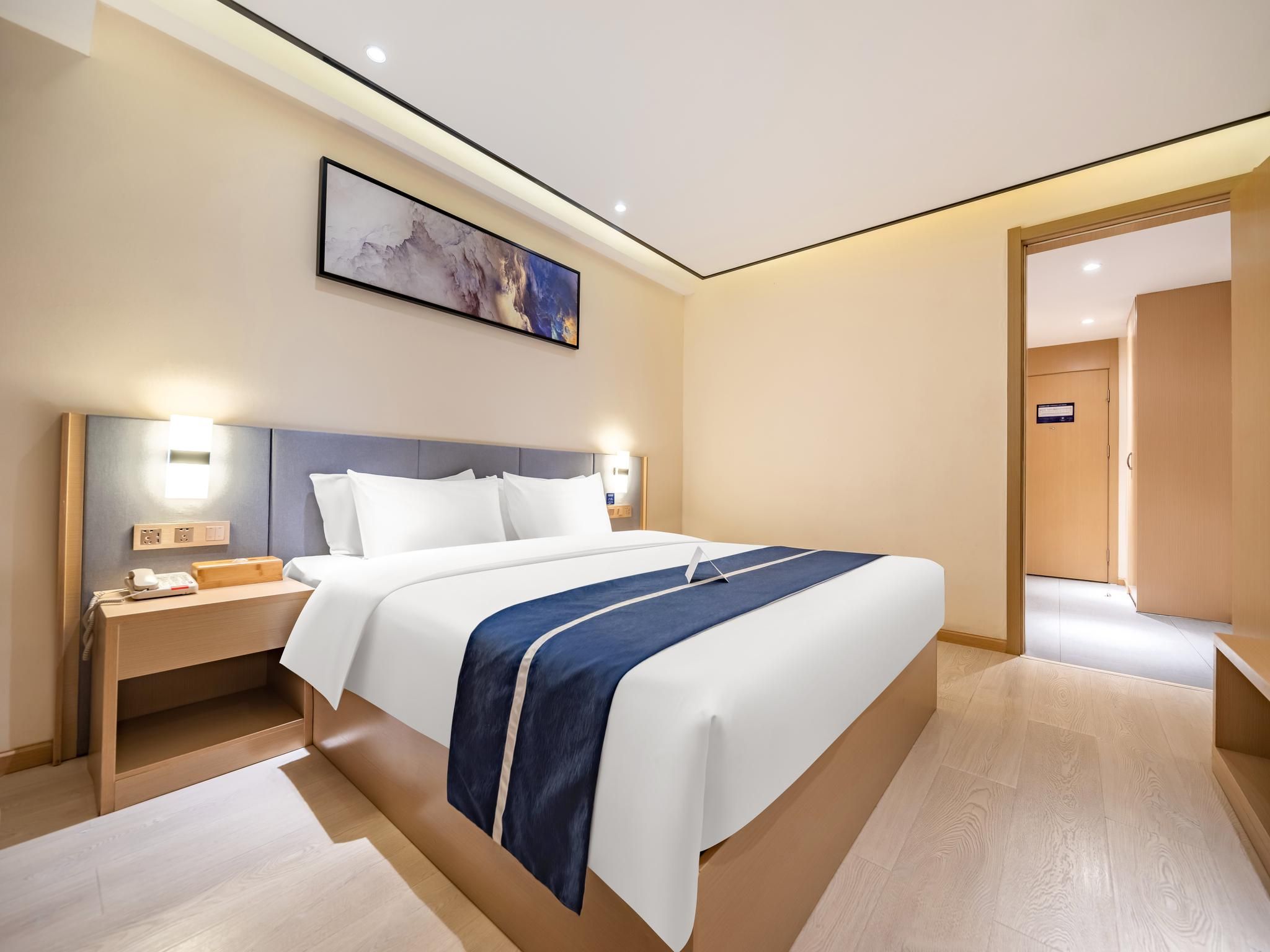 Deluxe Family Room, Guest room