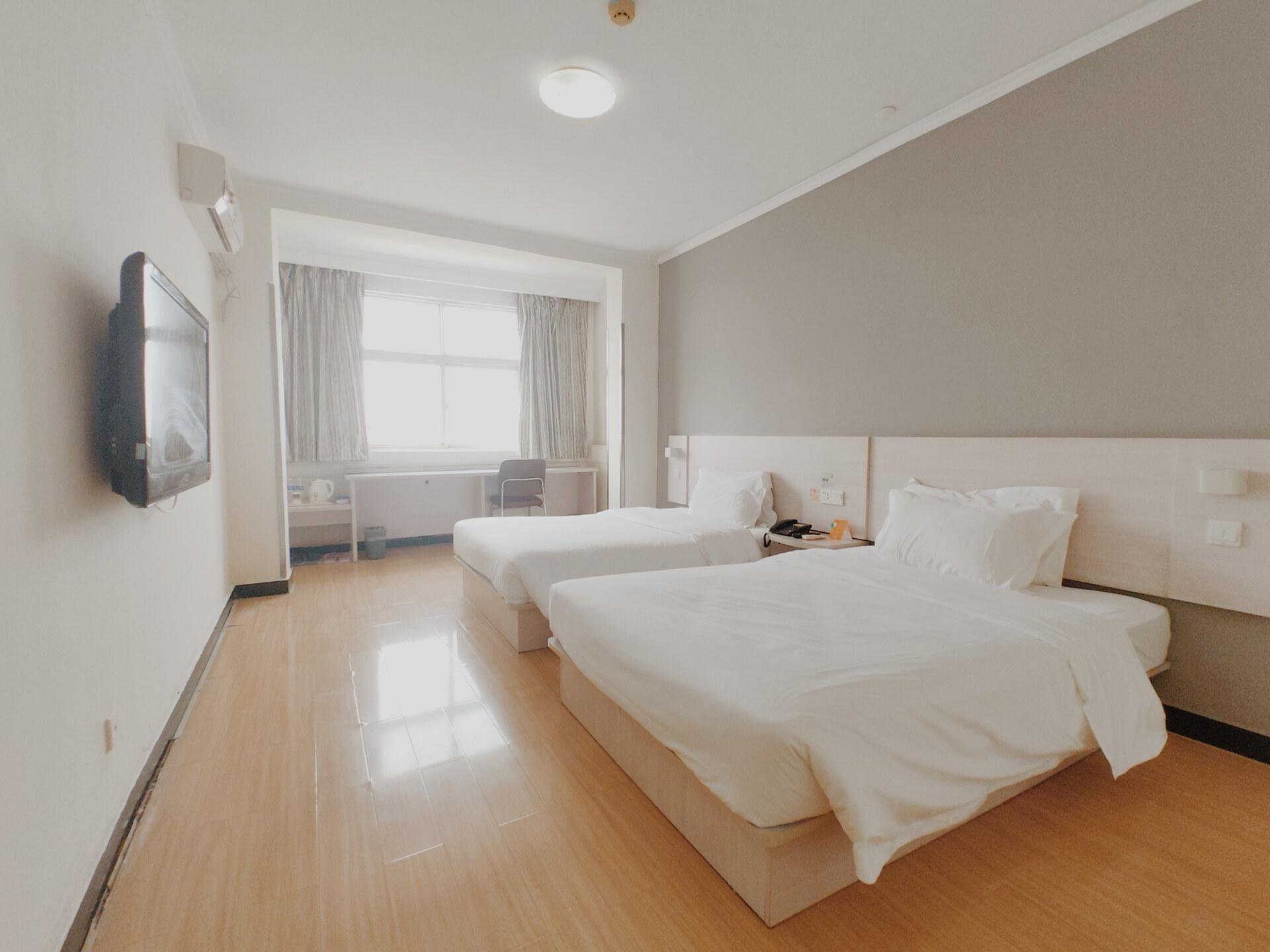 WH - Light Select Twin Room
