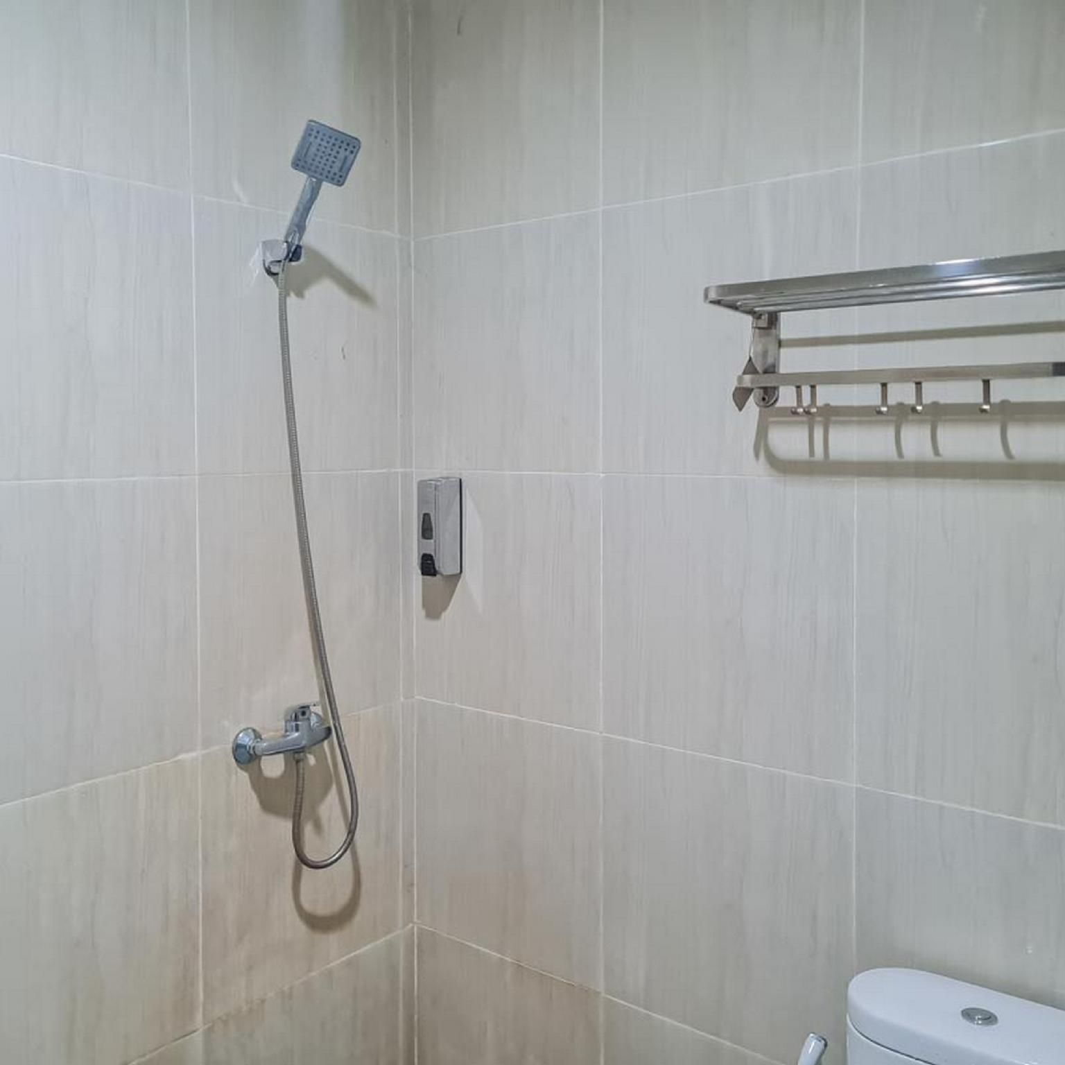 RedDoorz Plus @ Hotel Royal Palangka Raya Suite Room 3