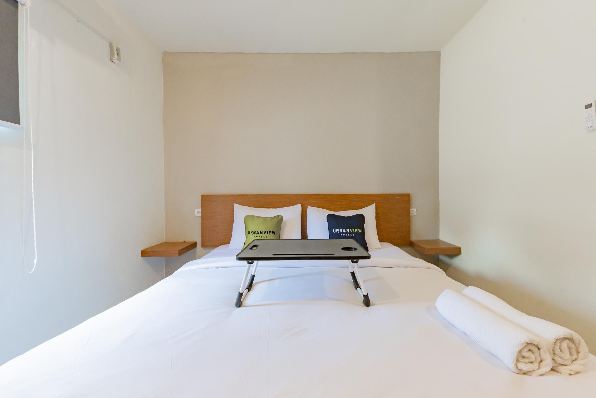 Urbanview Hotel Diamond Malai Permata near Universitas Palangkaraya by RedDoorz Promotion Room