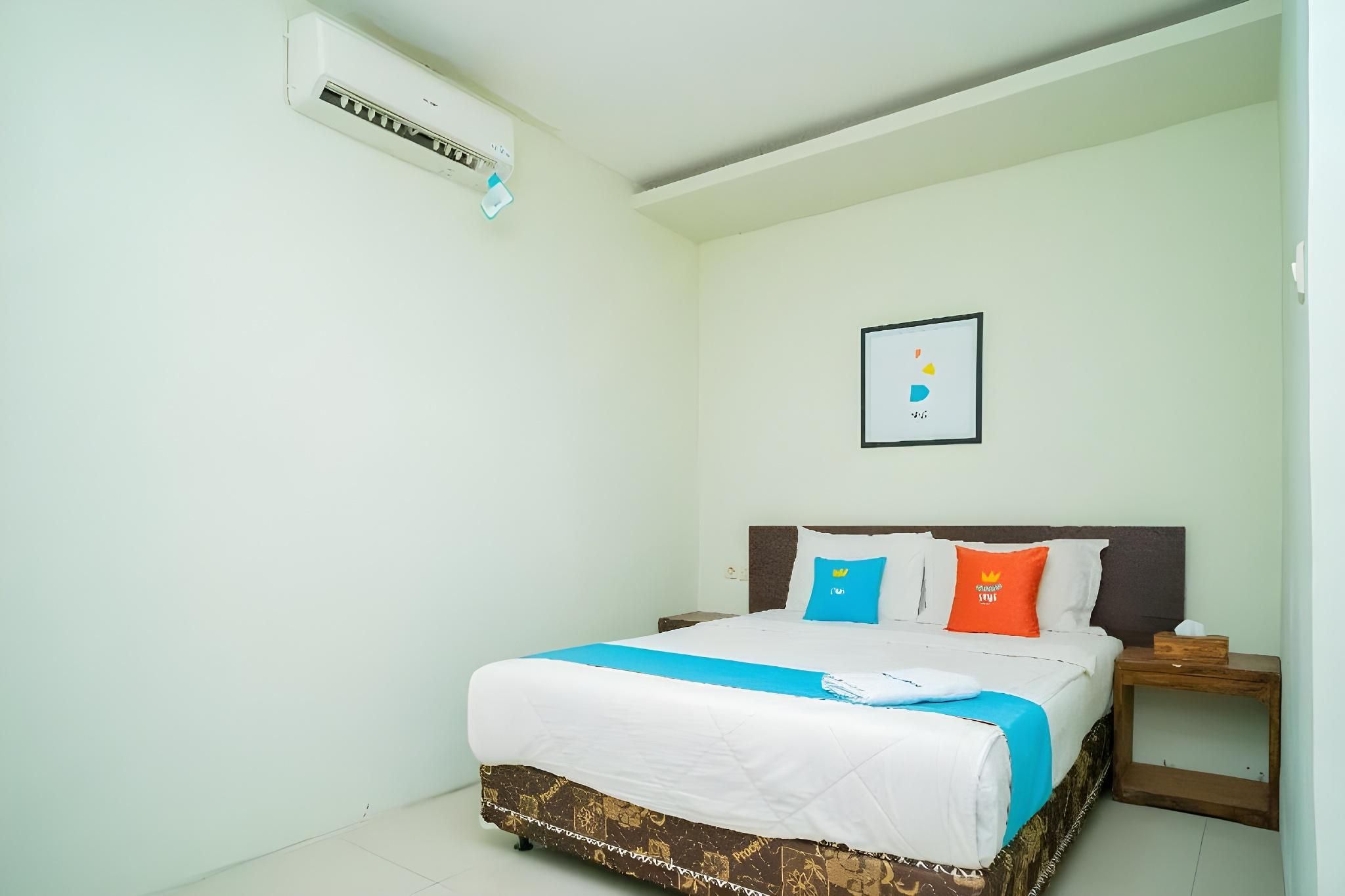 Sans Hotel Zam-Zam Syariah Palangkaraya  Promotion Room