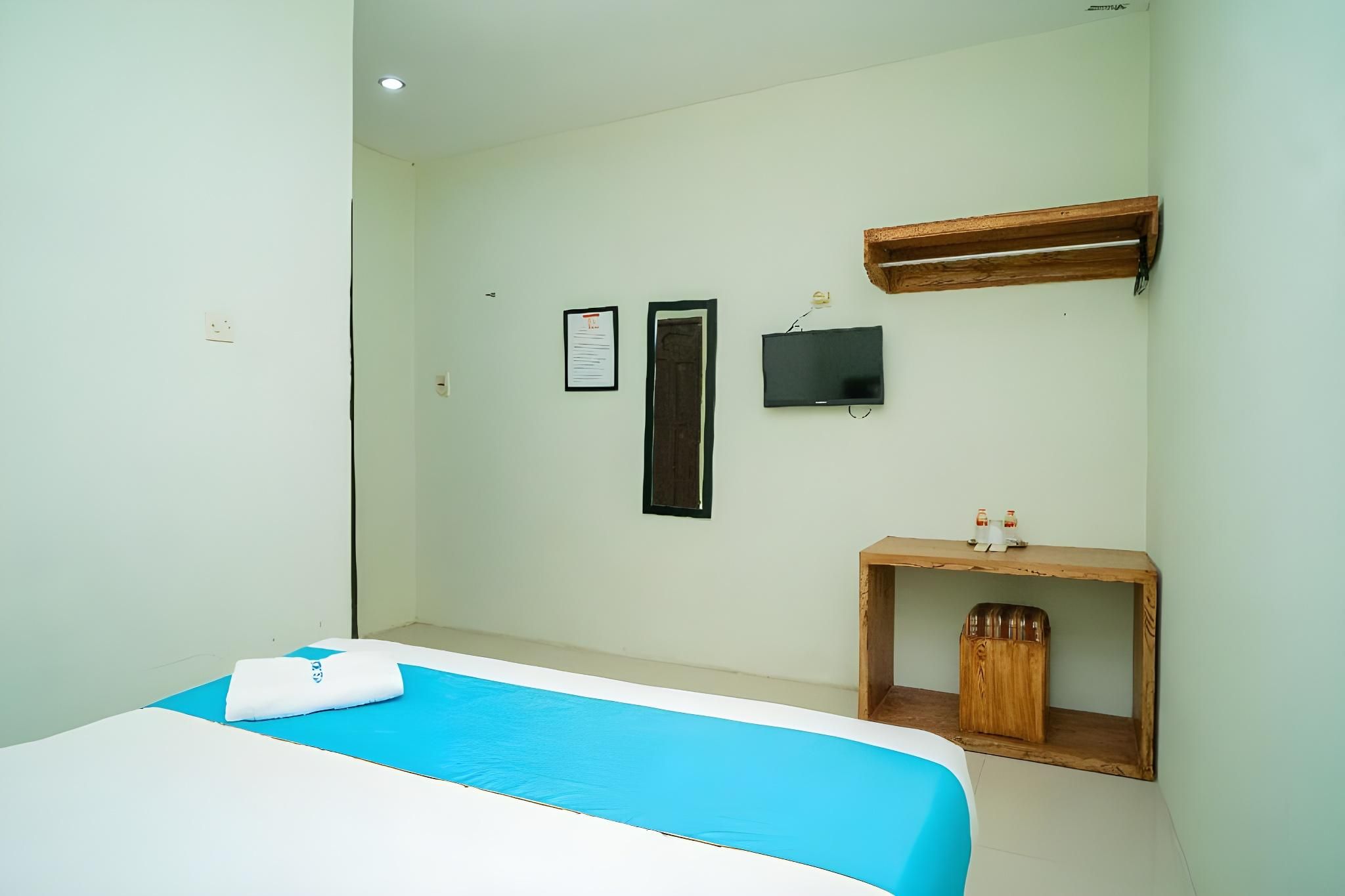 Sans Hotel Zam-Zam Syariah Palangkaraya  Promotion Room 3