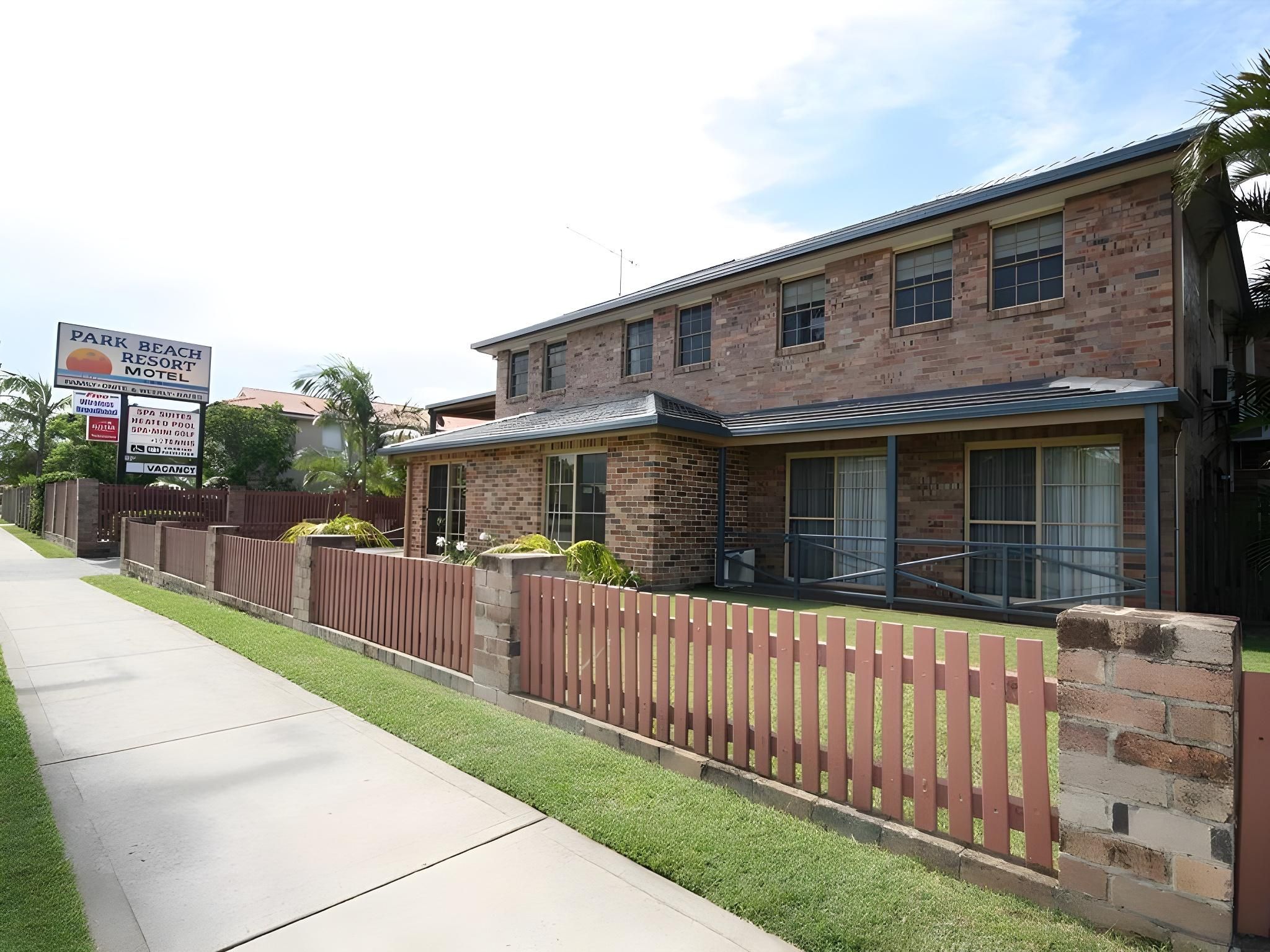 Park Beach Resort Motel