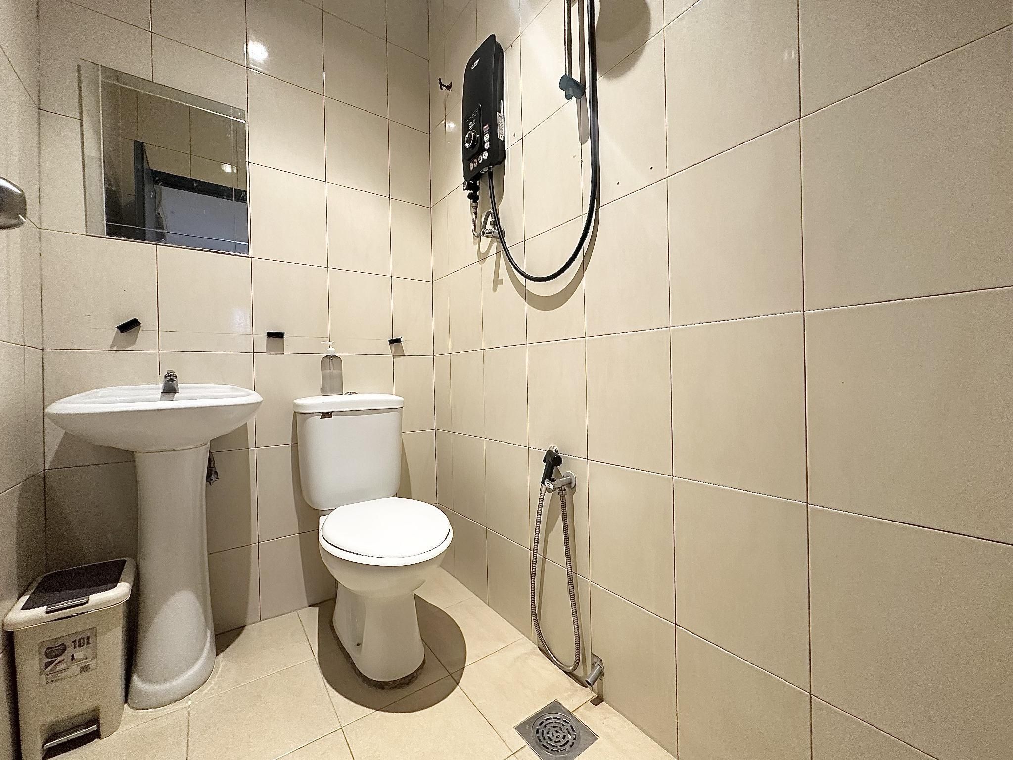 Deluxe Queen Room without Window