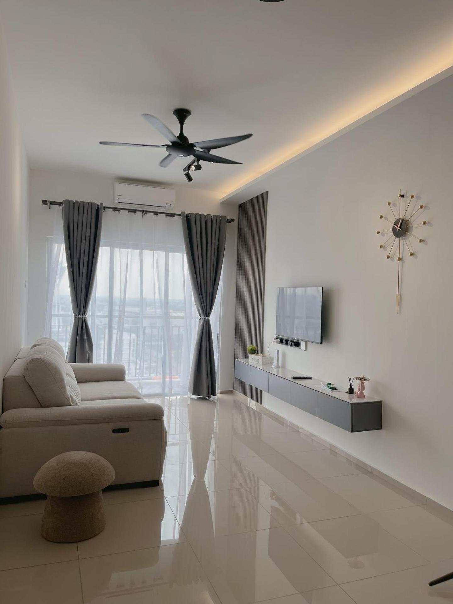 Three-Bedroom Apartment - High Floor