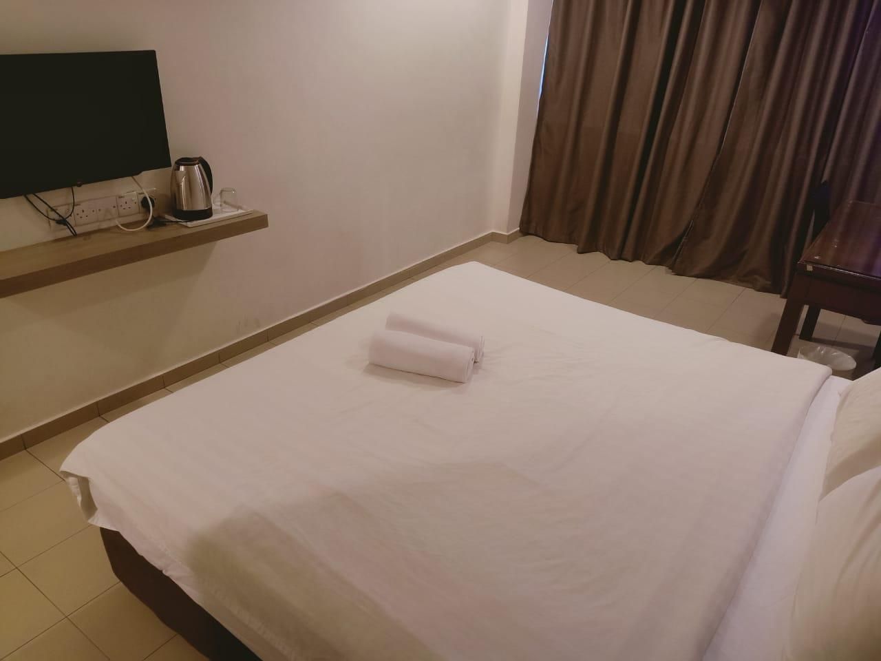 Standard with 1 King Bed