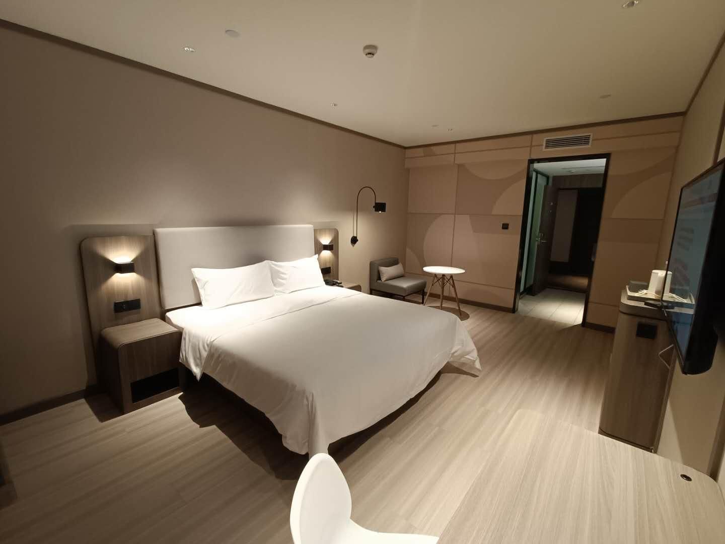 Huazhu - Superior BedRoom