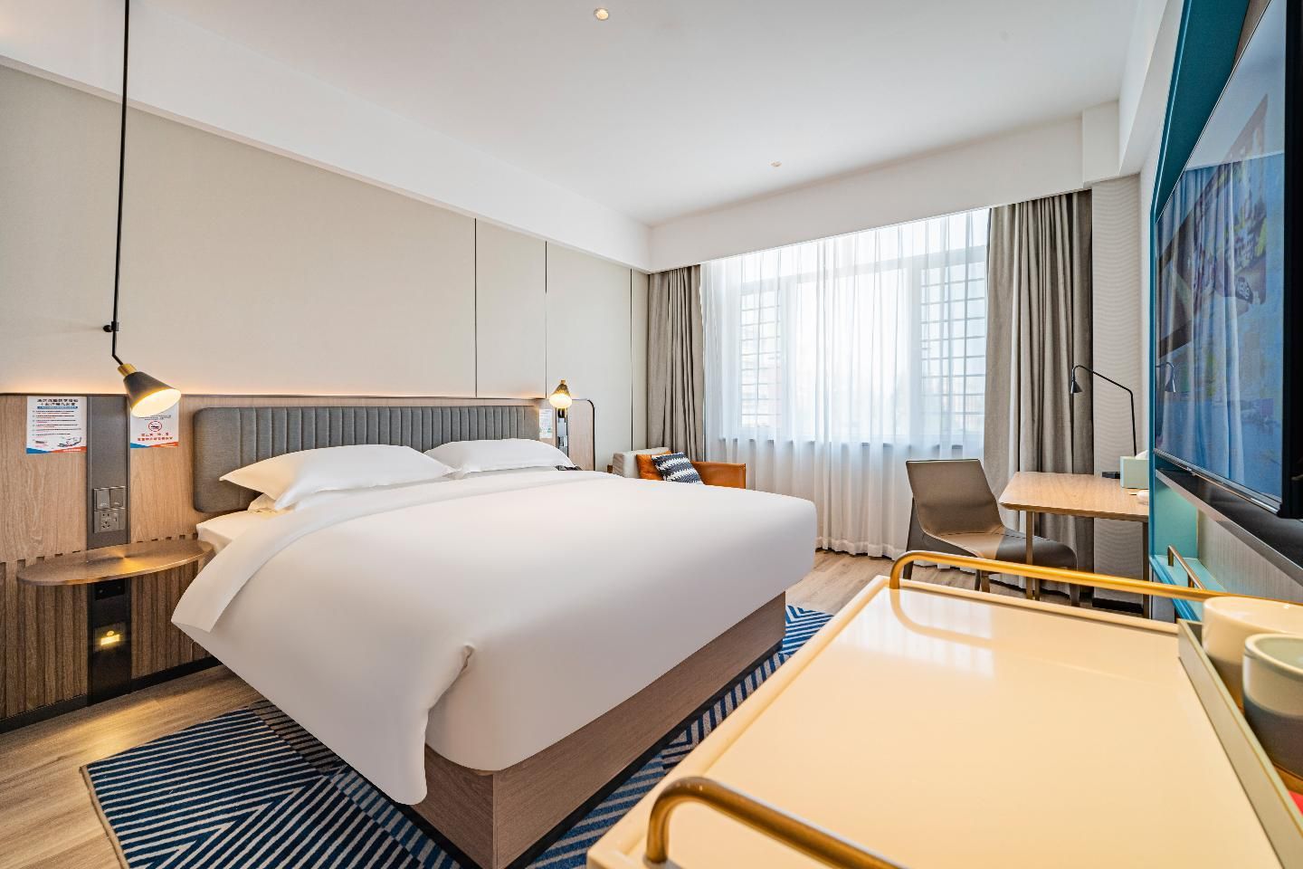 Dossen - Standard Bed Room