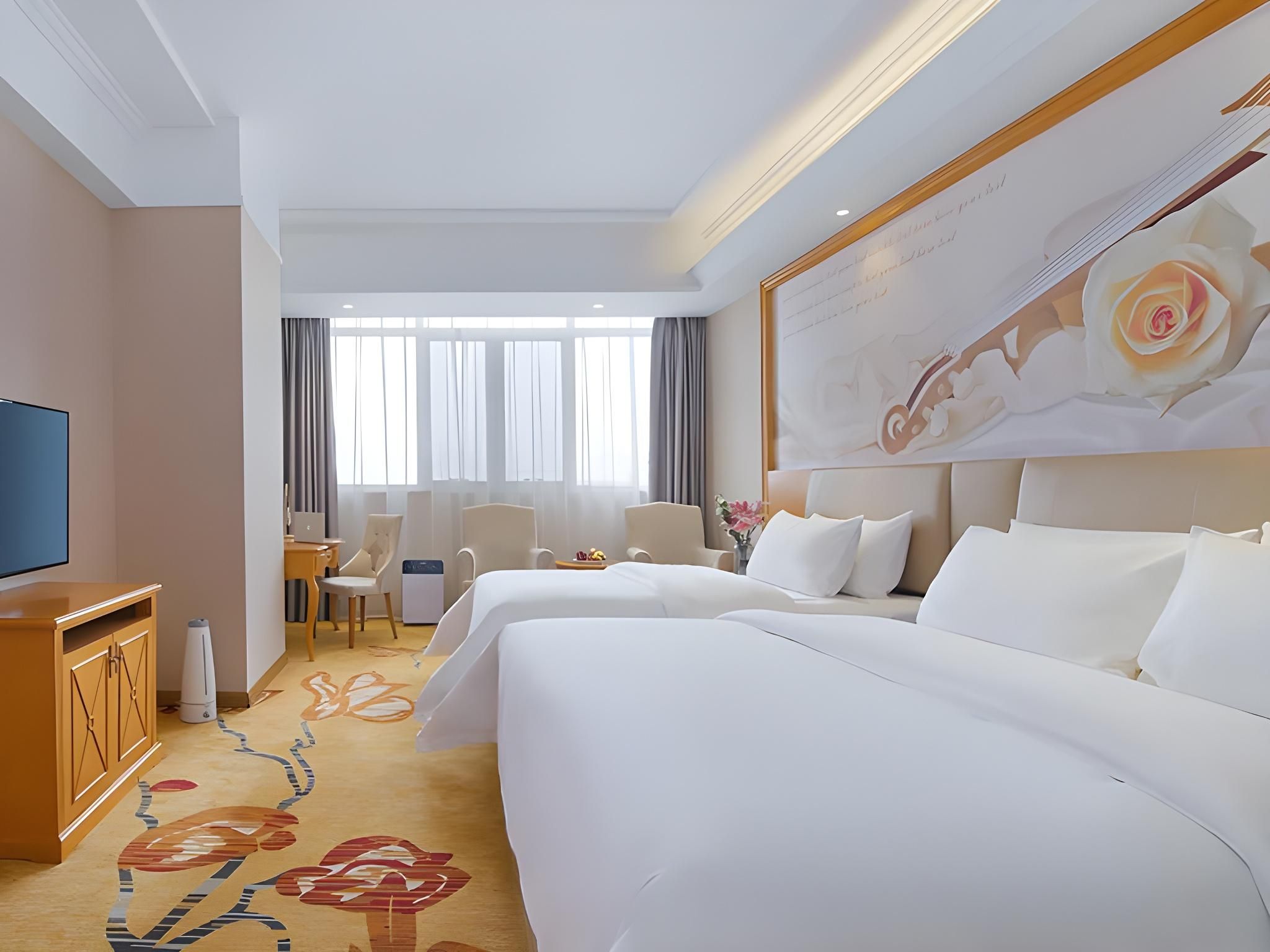Deluxe Family Room