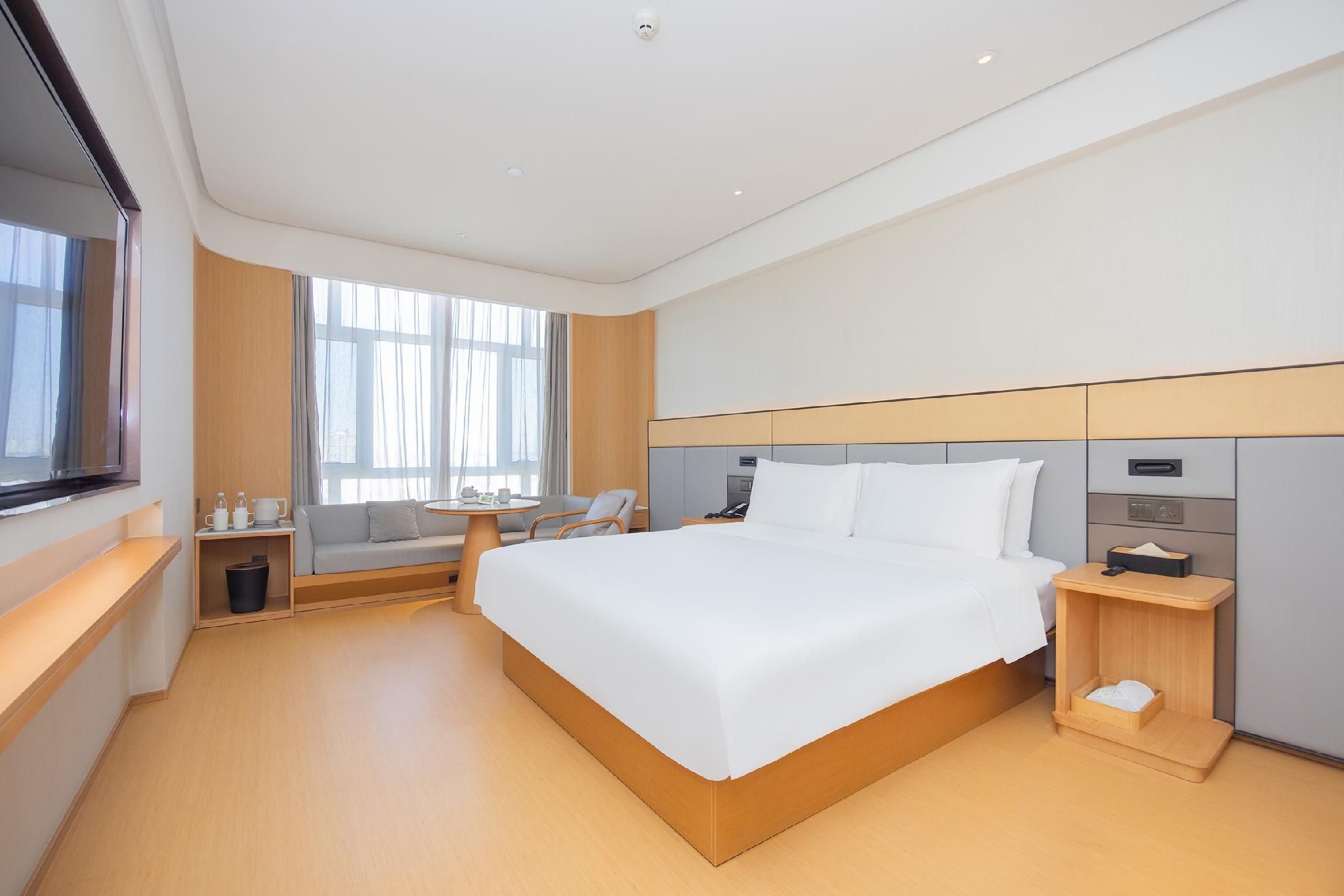 Queen Room City View