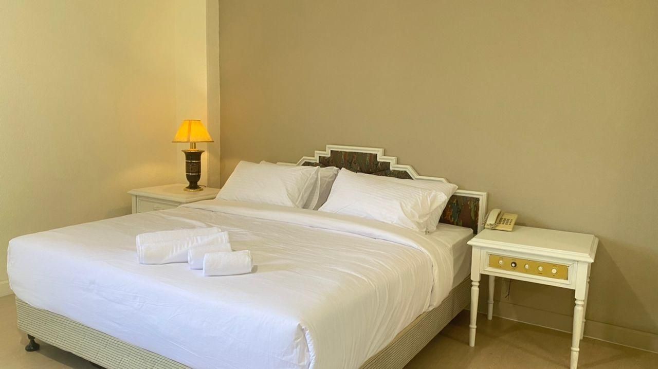 SWISS AVENUE HOTEL Deluxe Junior Suite 2