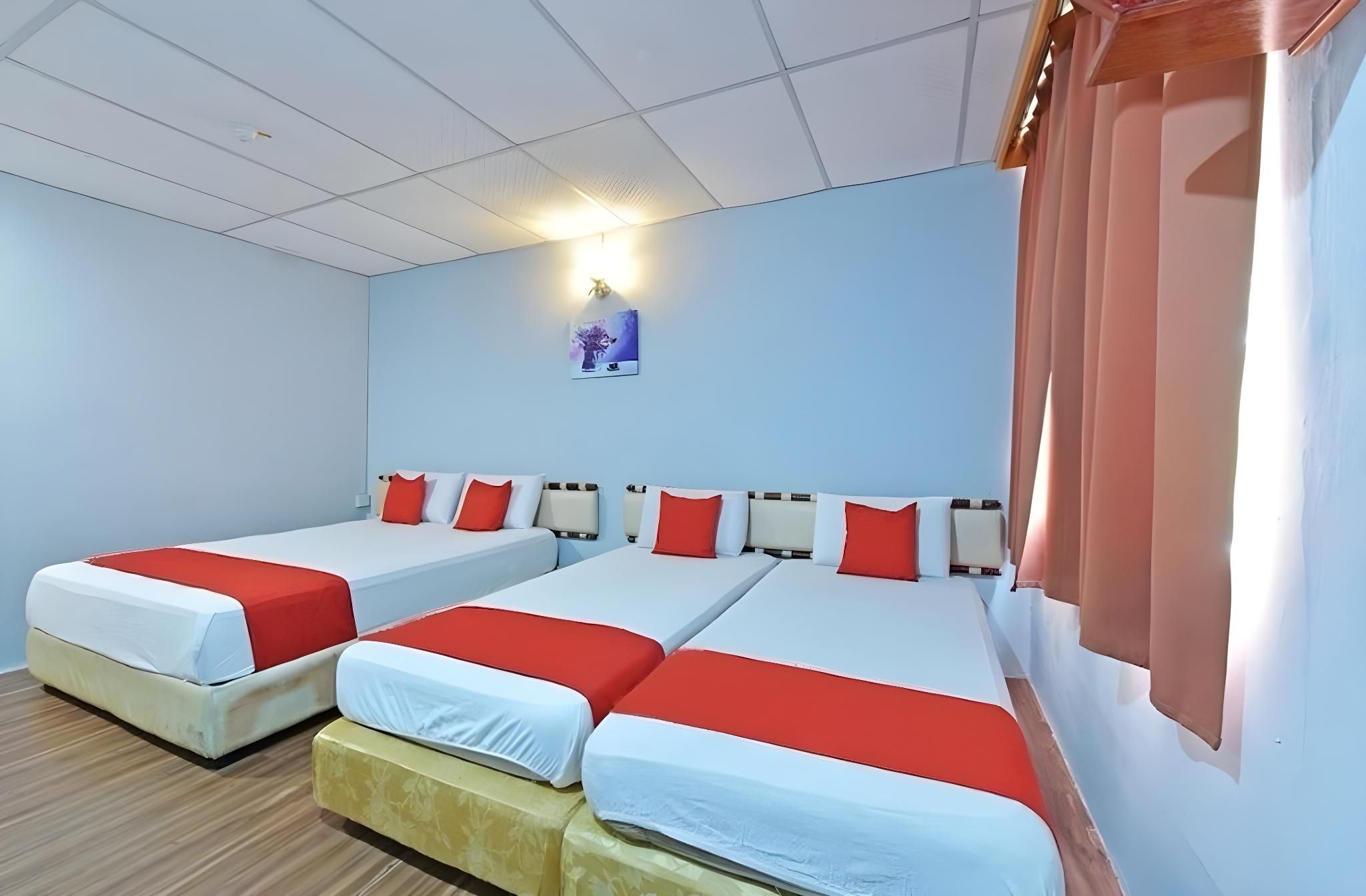 Akasia Hotel Family Room 2