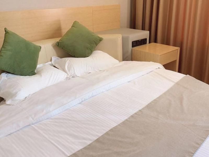 GreenTree Inn Langfang Dachang Studio City Deluxe Suite