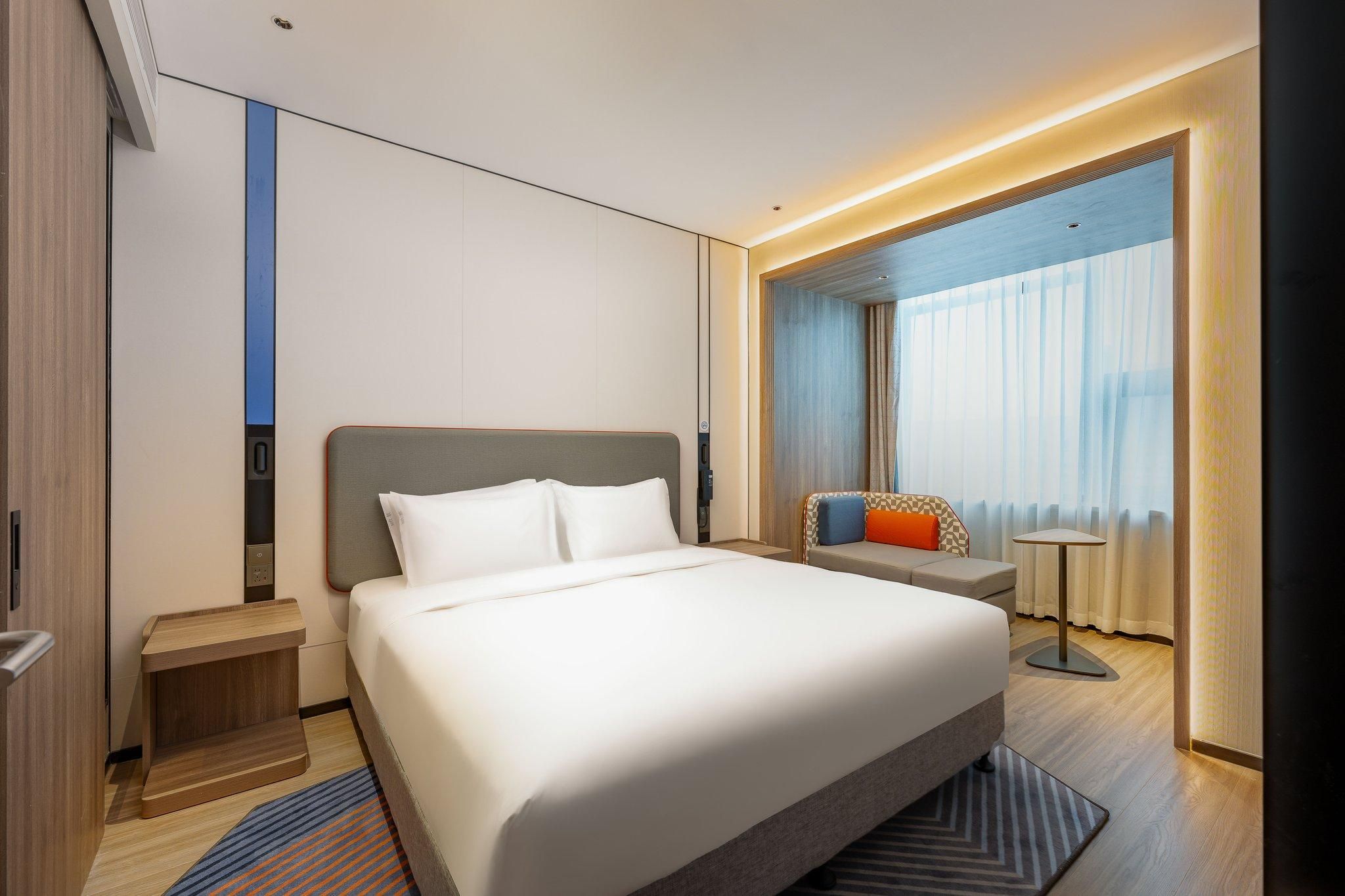 1 Bedroom Suite