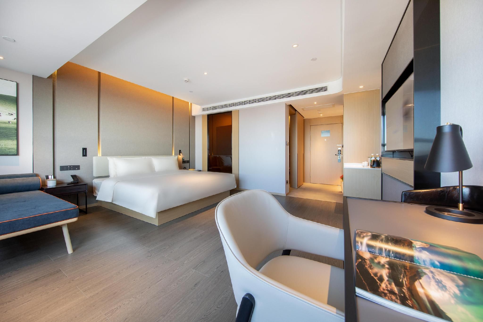Atour - JIMU Queen Room with City View