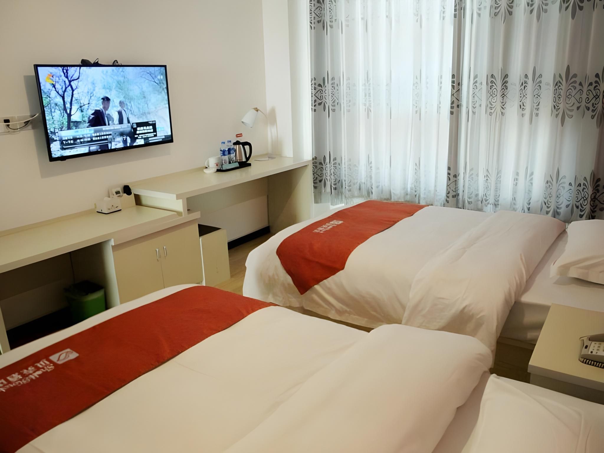 Twin Business Room