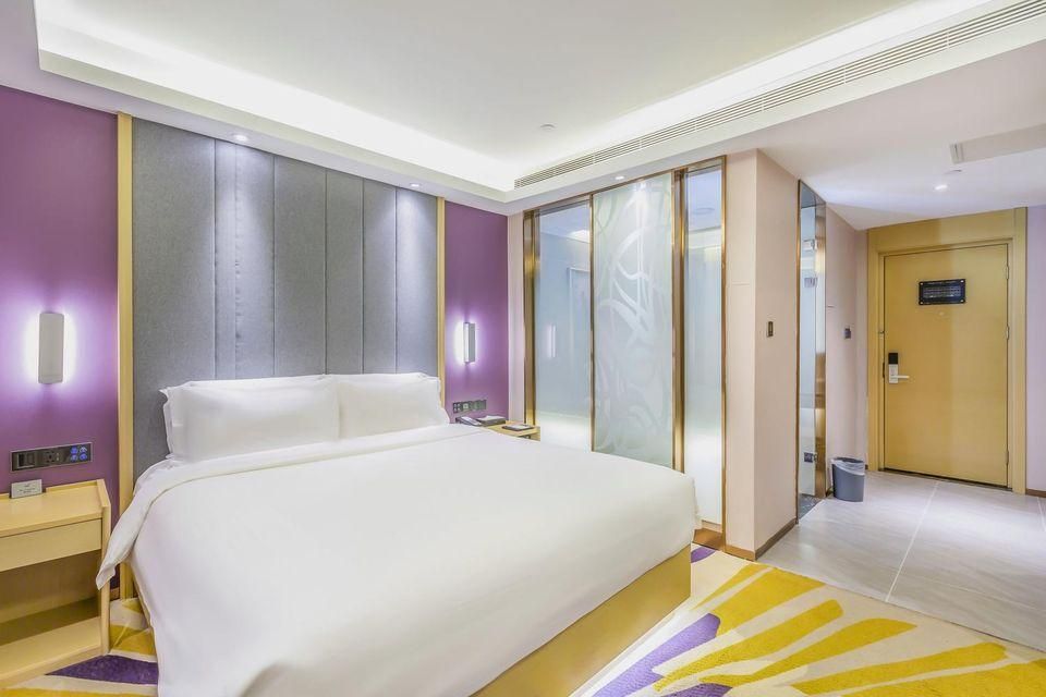 WH - Deluxe Bed Room