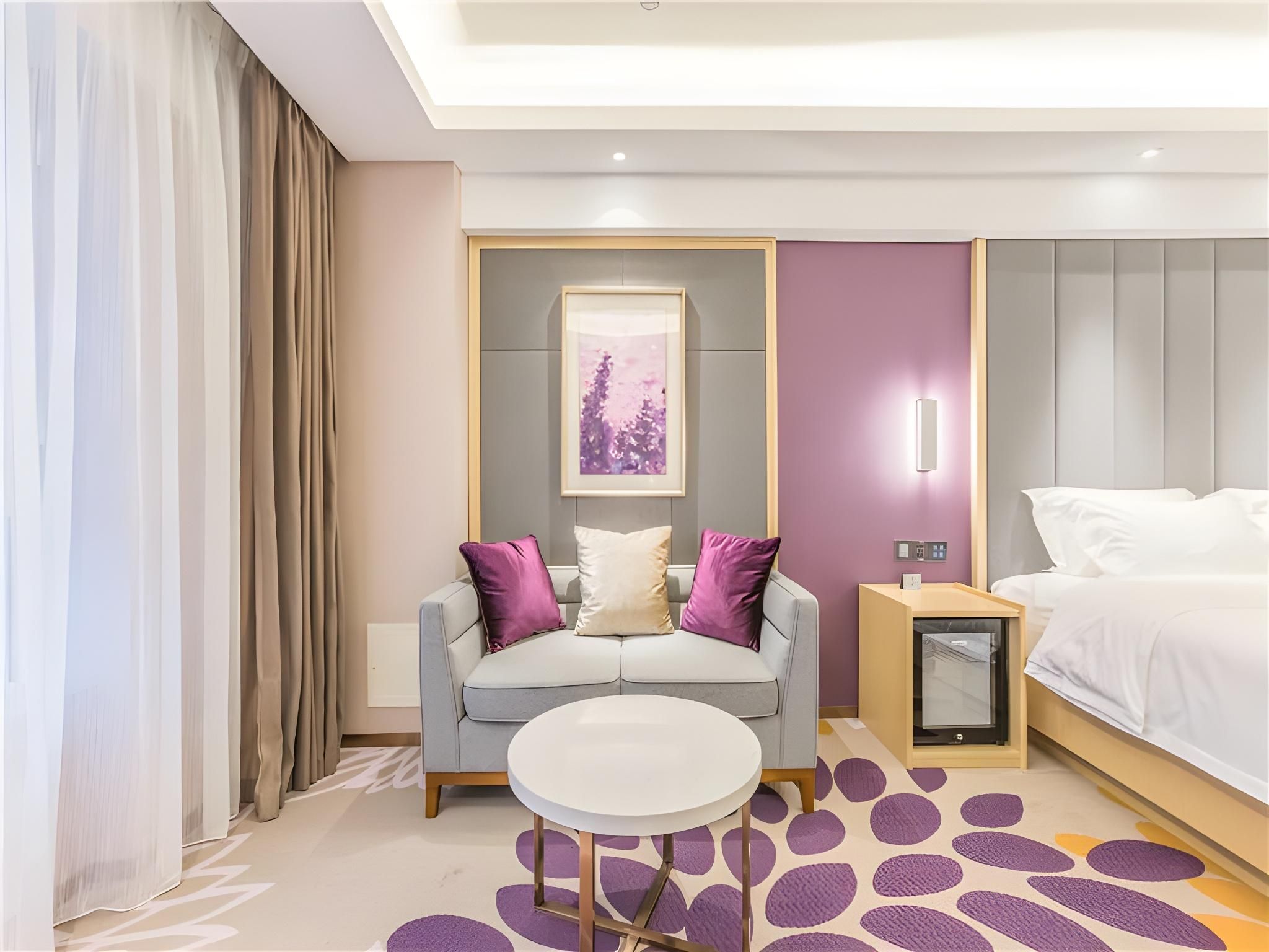 WH - Deluxe Bed Room