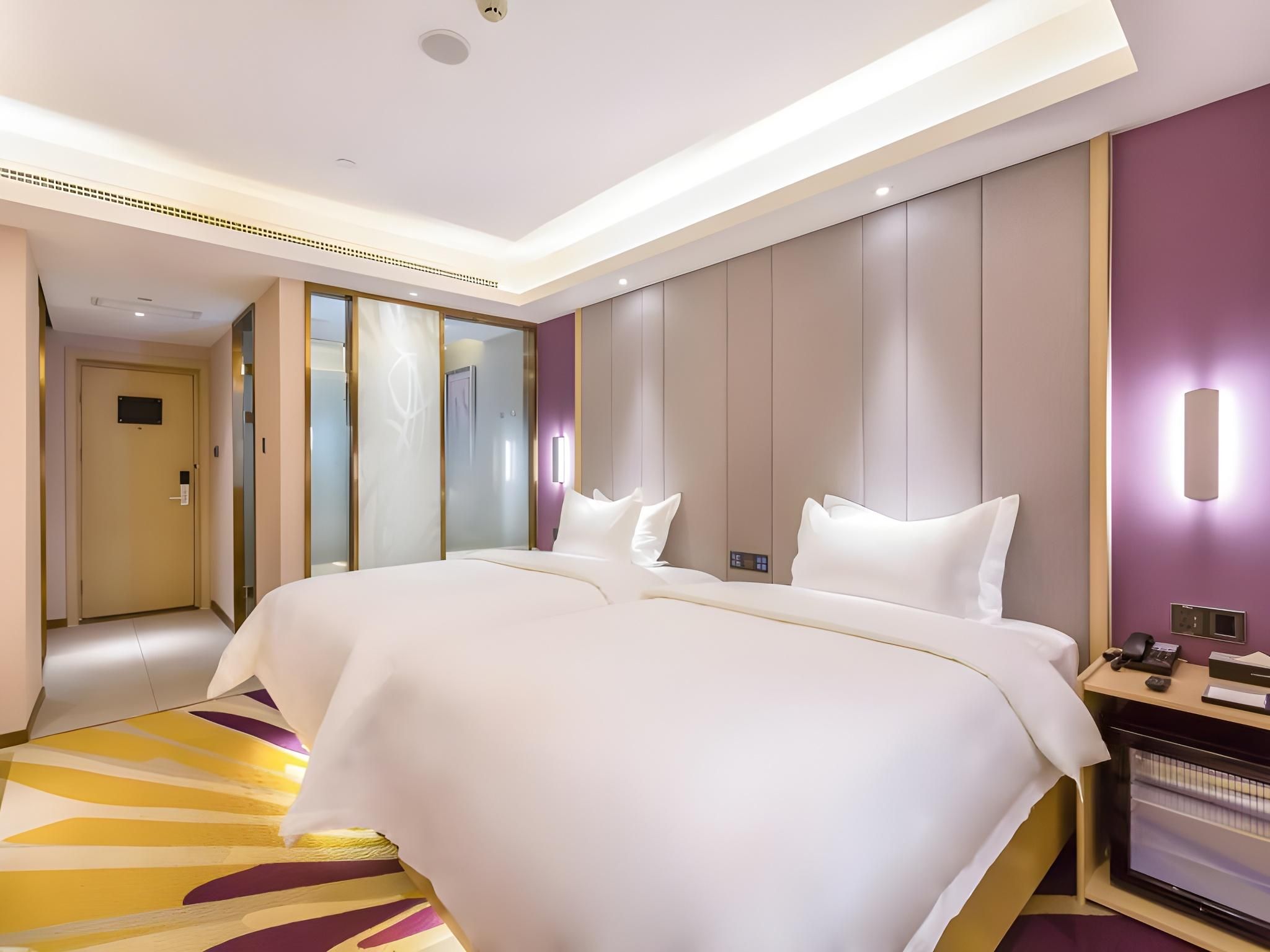 Twin Deluxe Room