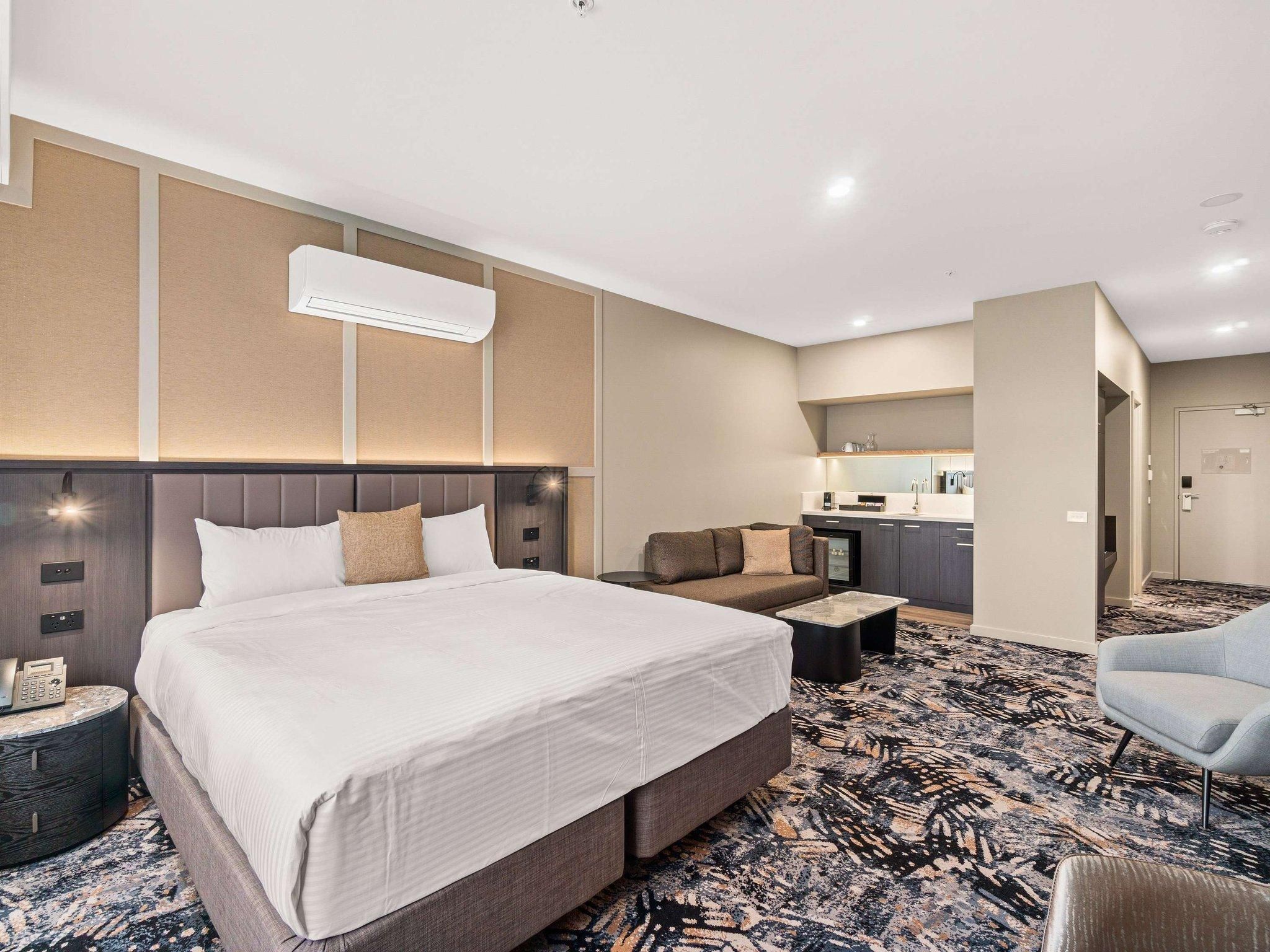 One Bedroom Apartment