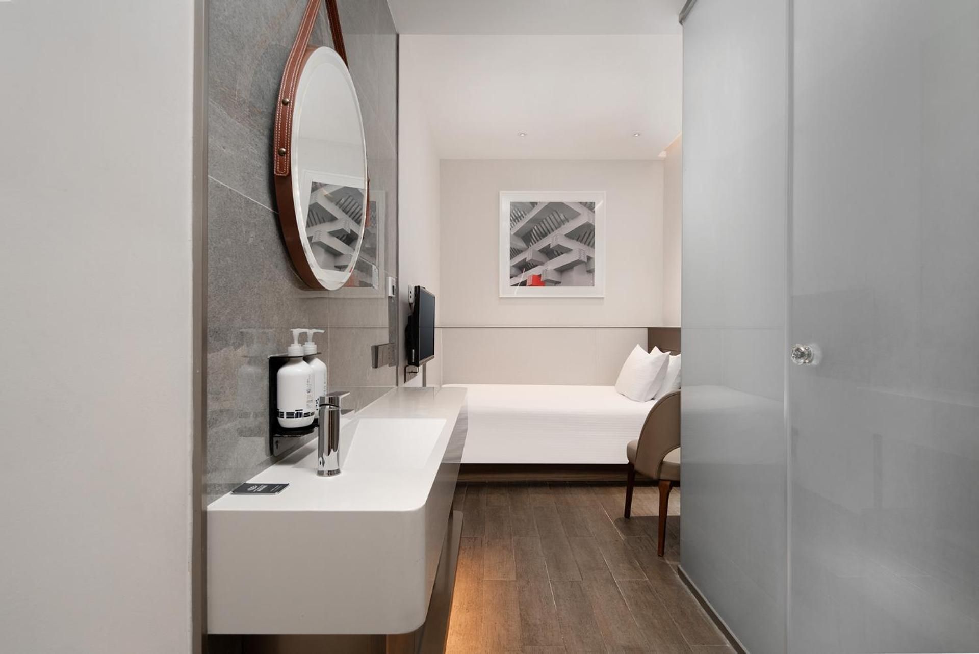 Double Room No Window