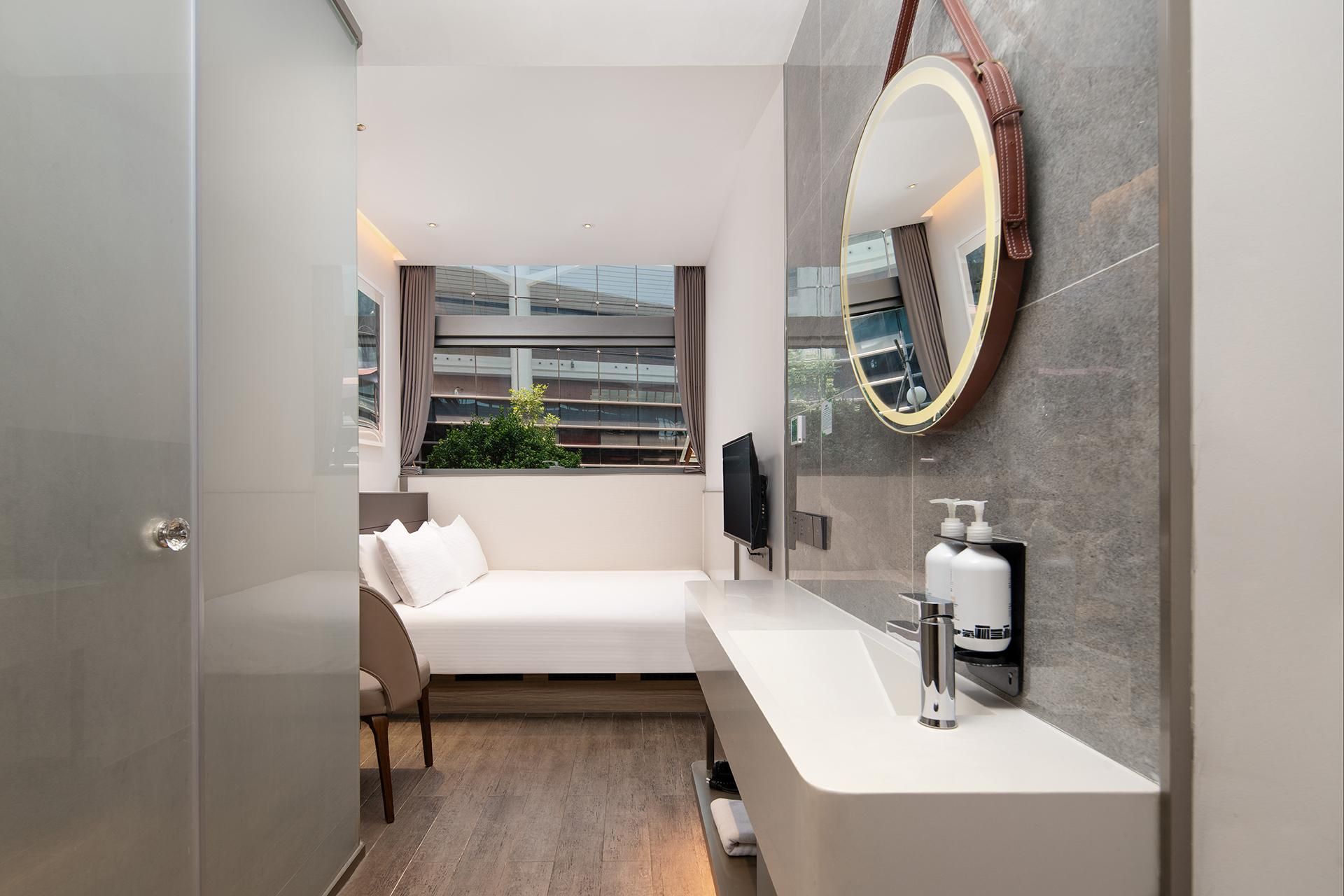 Queen Room