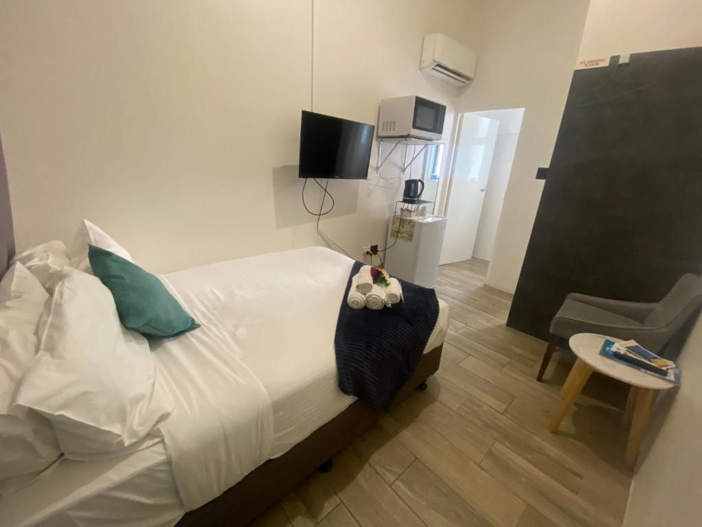 Double Room with Private Bathroom
