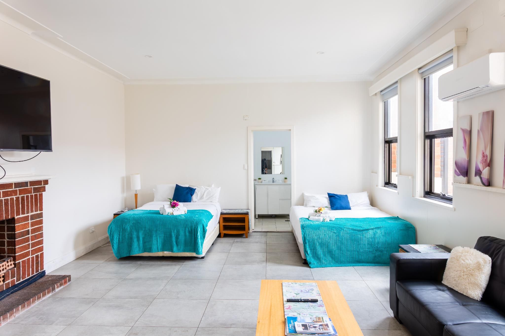 Studio Apartment
