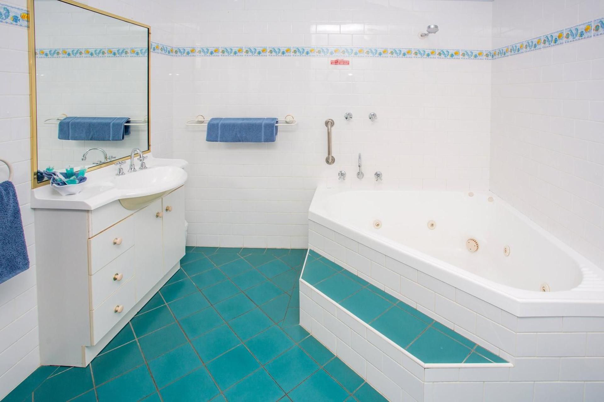 Deluxe Villa with Spa Bath