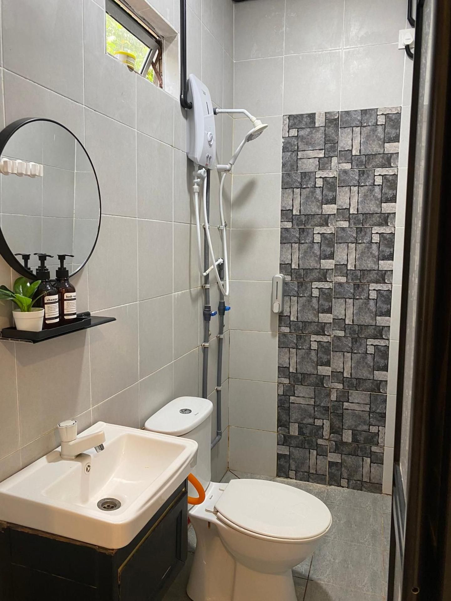 Rajawali Riverside Retreat Chalet  Deluxe Twin Room Type A 2