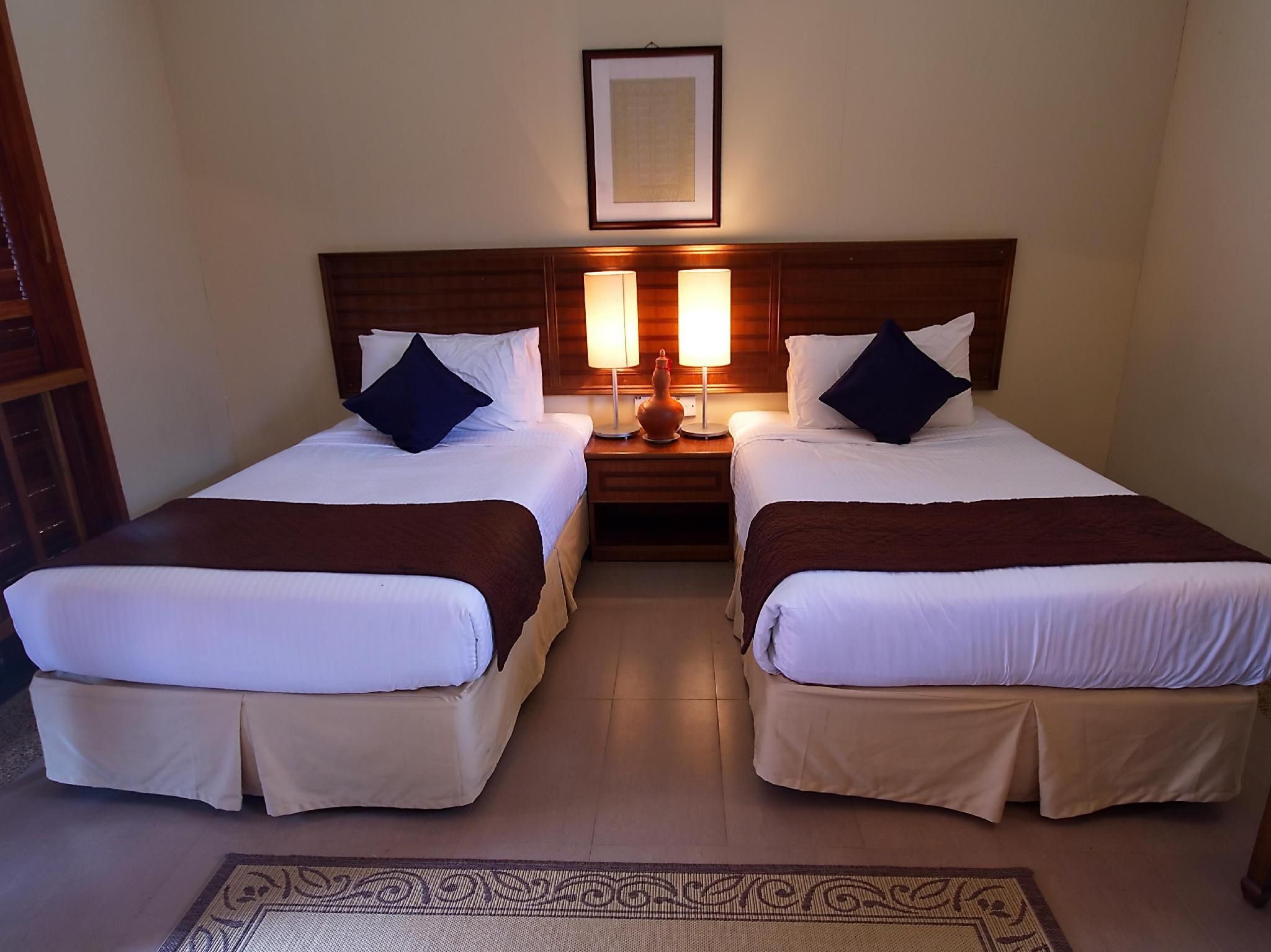 301429_120507160119039