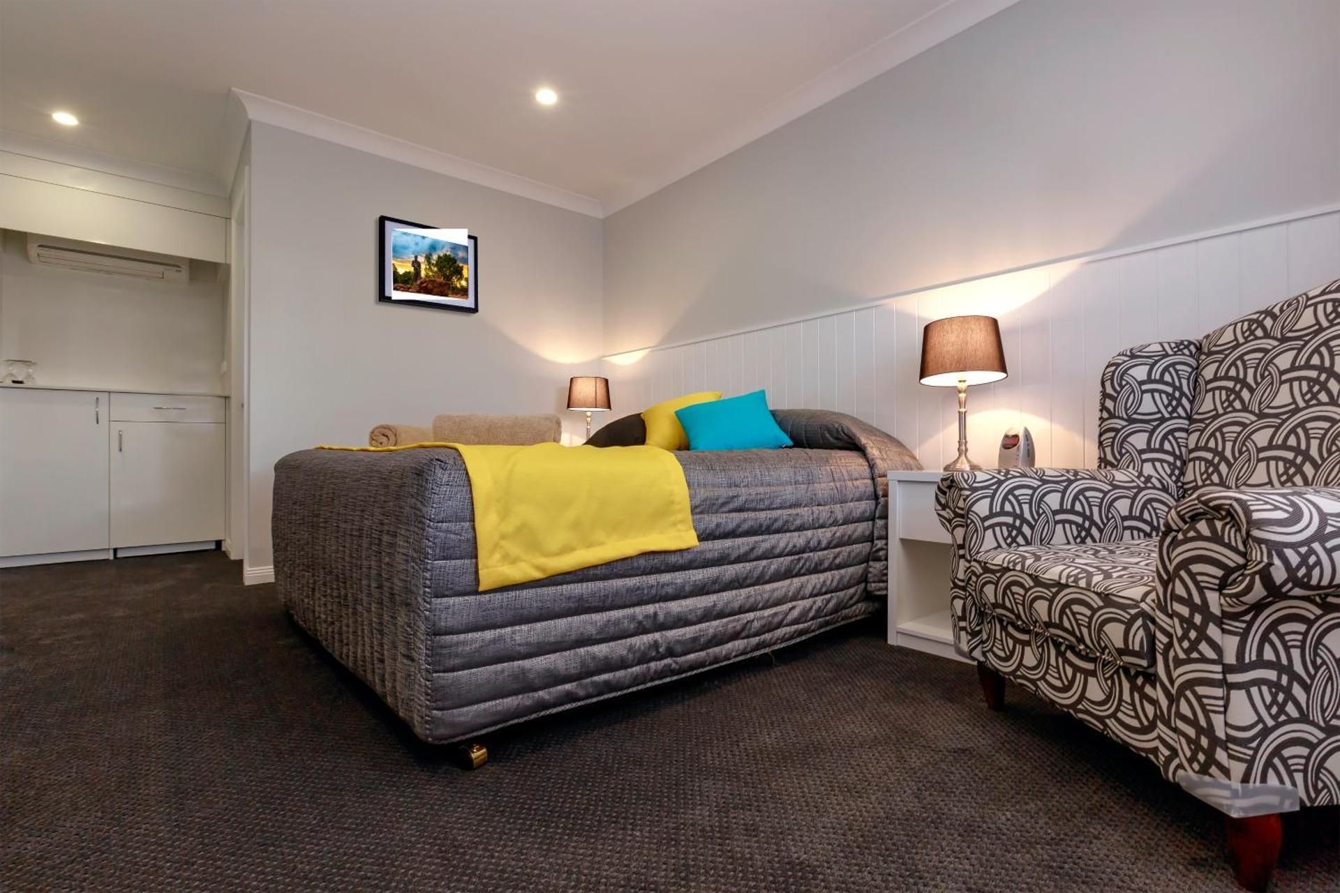 Deluxe Suite