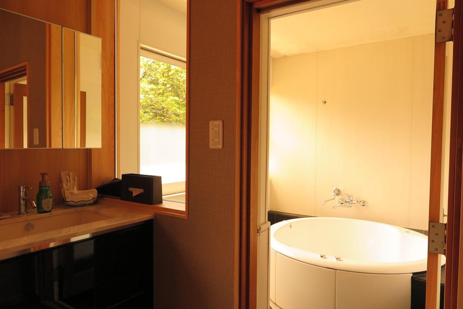 Quadruple Room with Lake View
