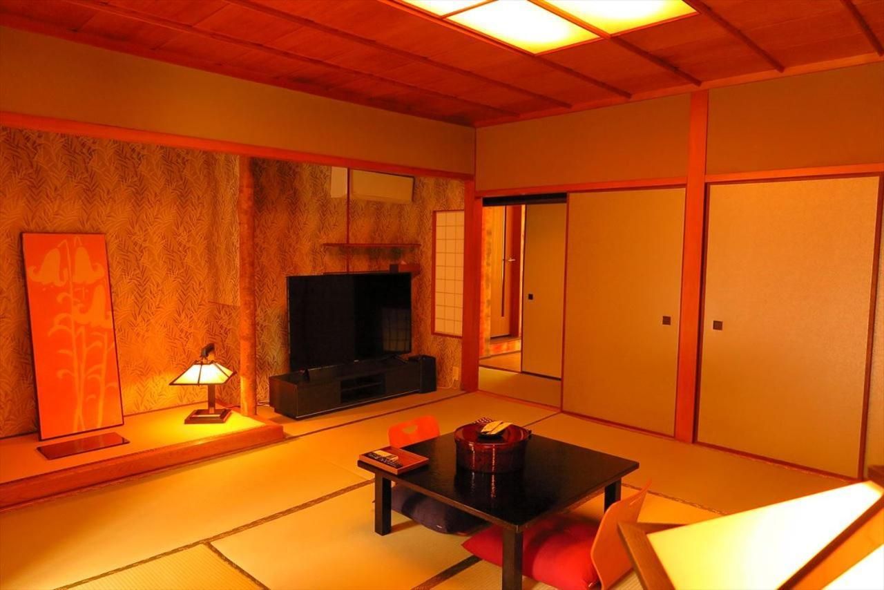 Japanese-Style Quadruple Room
