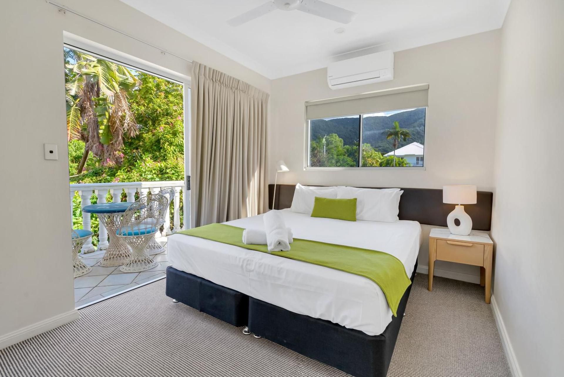 One-Bedroom Apartment with Mountain View - No Pets