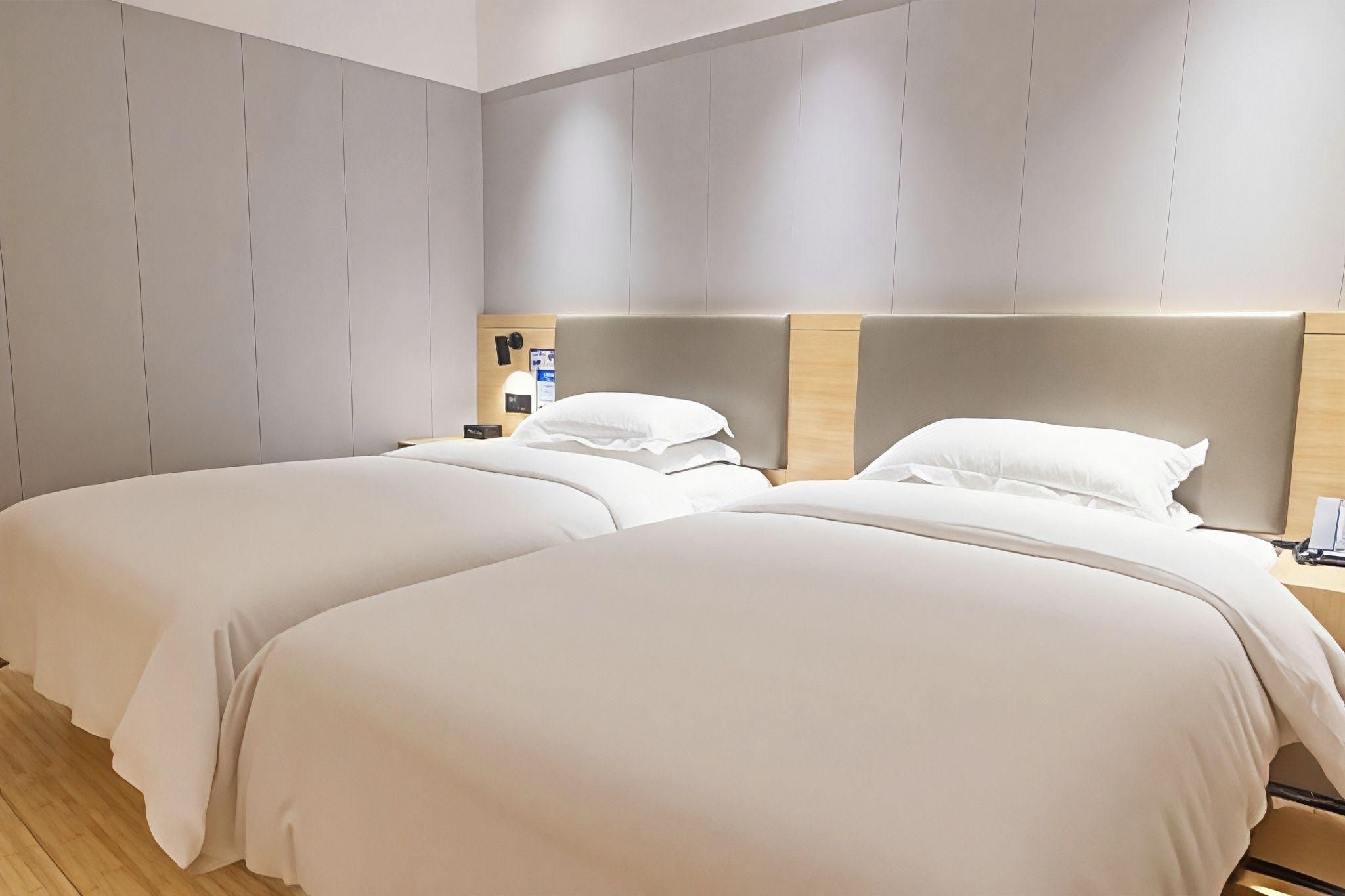 2 Bed Twin Superior Room