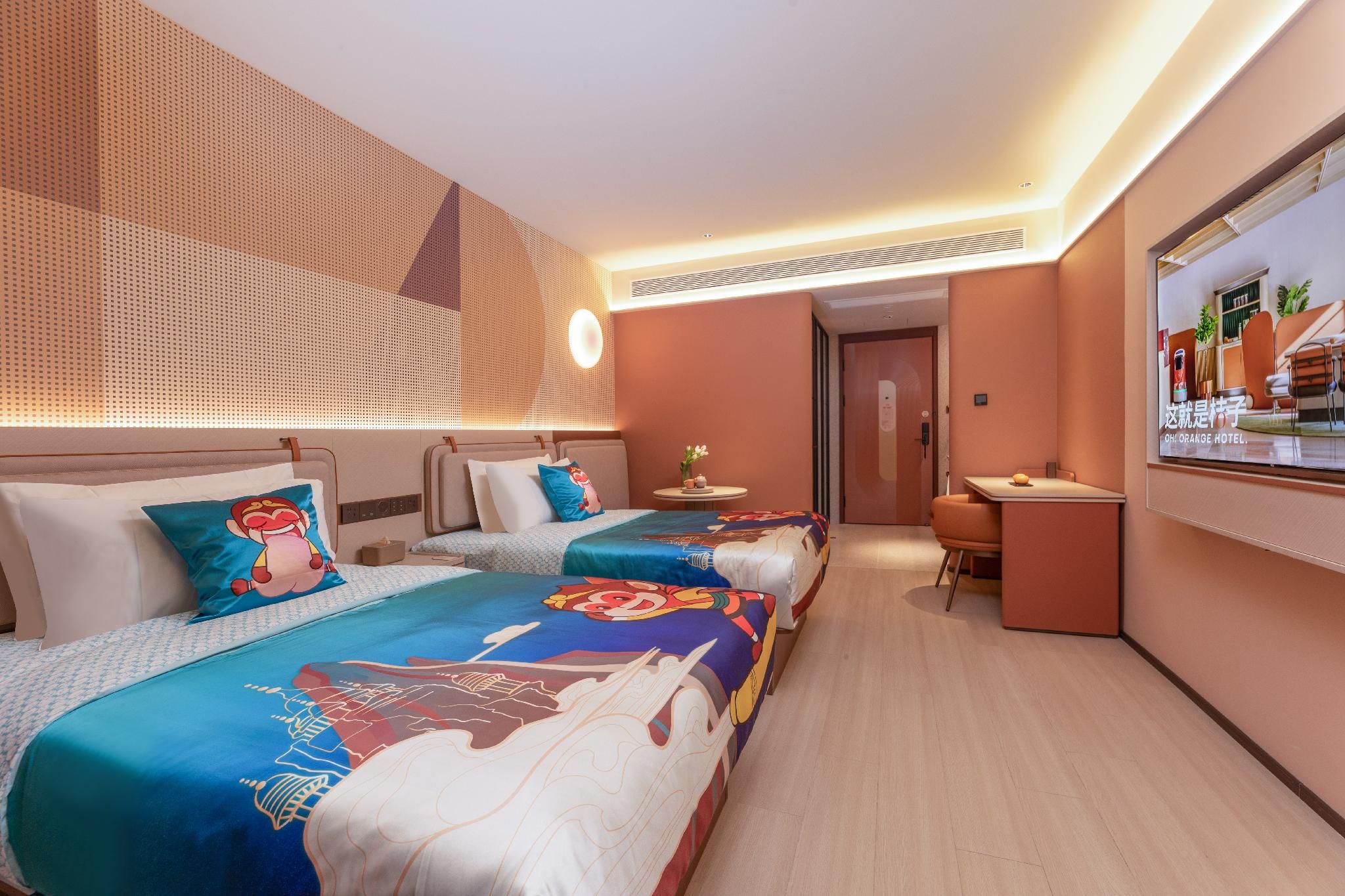 Huazhu - Bonding Room