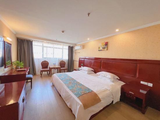 GTI - Intelligent Queen Room