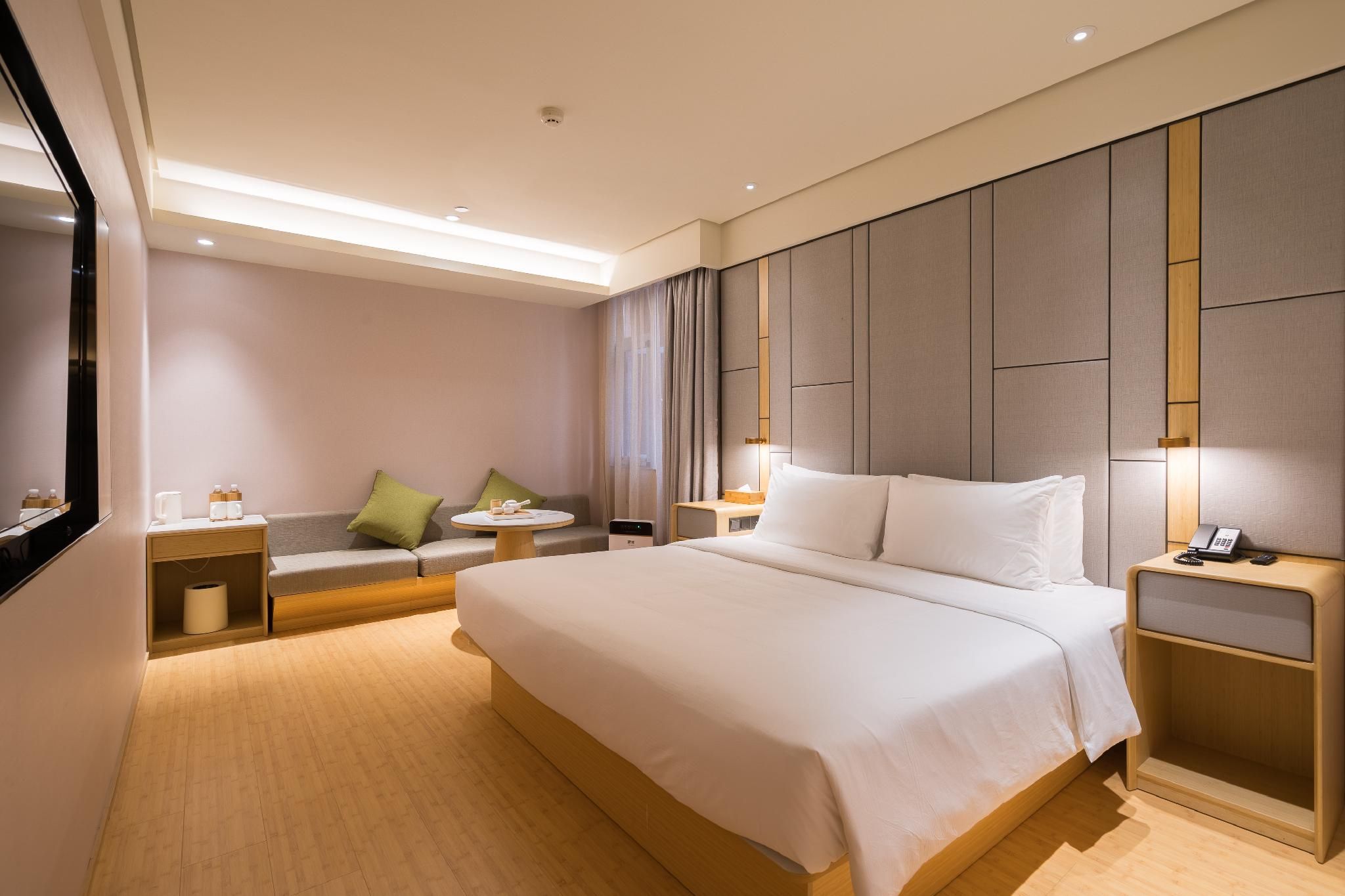 Huazhu - Superior BedRoom