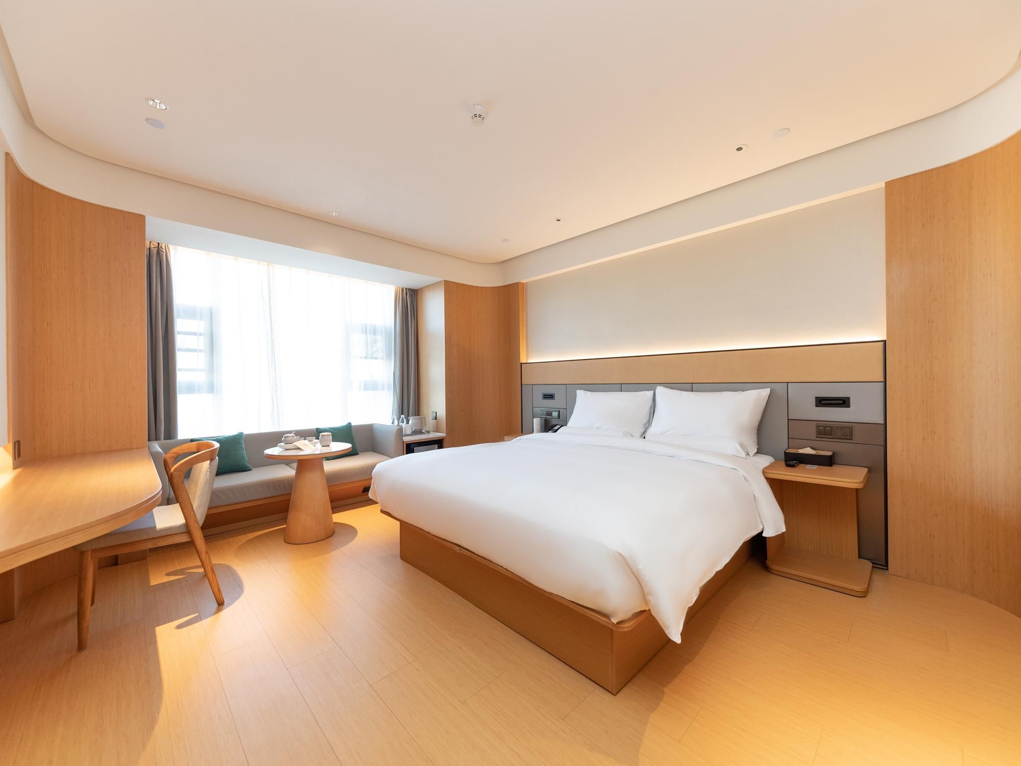 Business Queen Bed Room